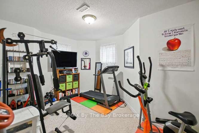 Photo 29 of 90 Meadowlark Boulevard, Wasaga Beach — HOMEH