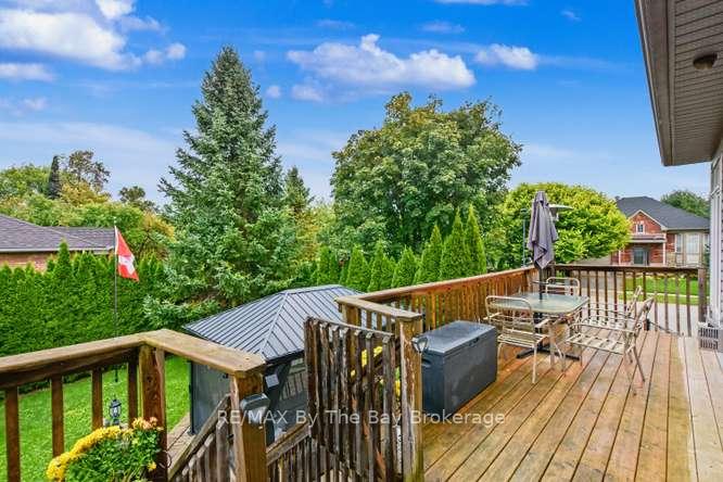 Photo 34 of 90 Meadowlark Boulevard, Wasaga Beach — HOMEH