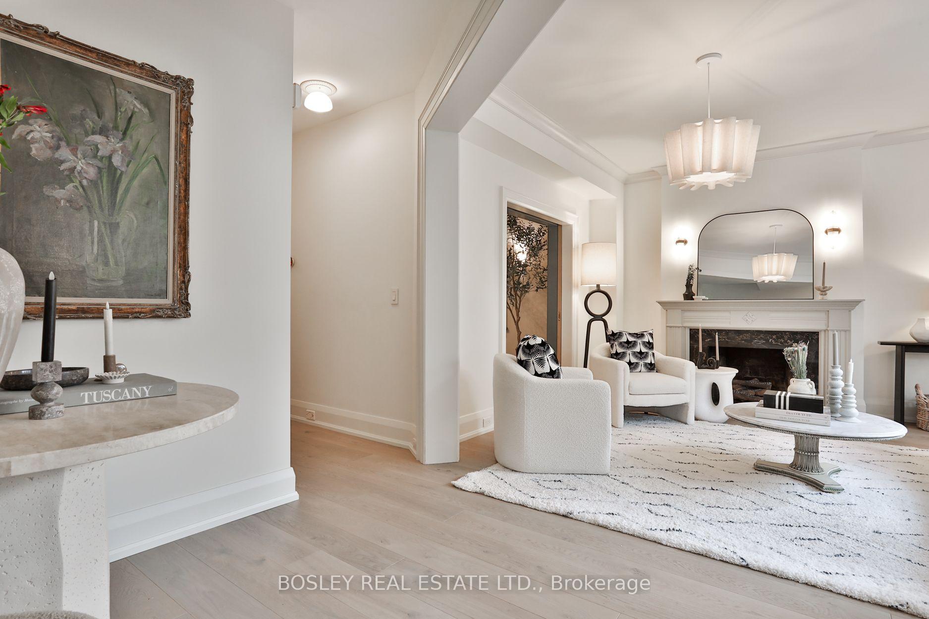Photo 4 of 43 Whitehall Road, Toronto, Rosedale-Moore Park — HOMEH