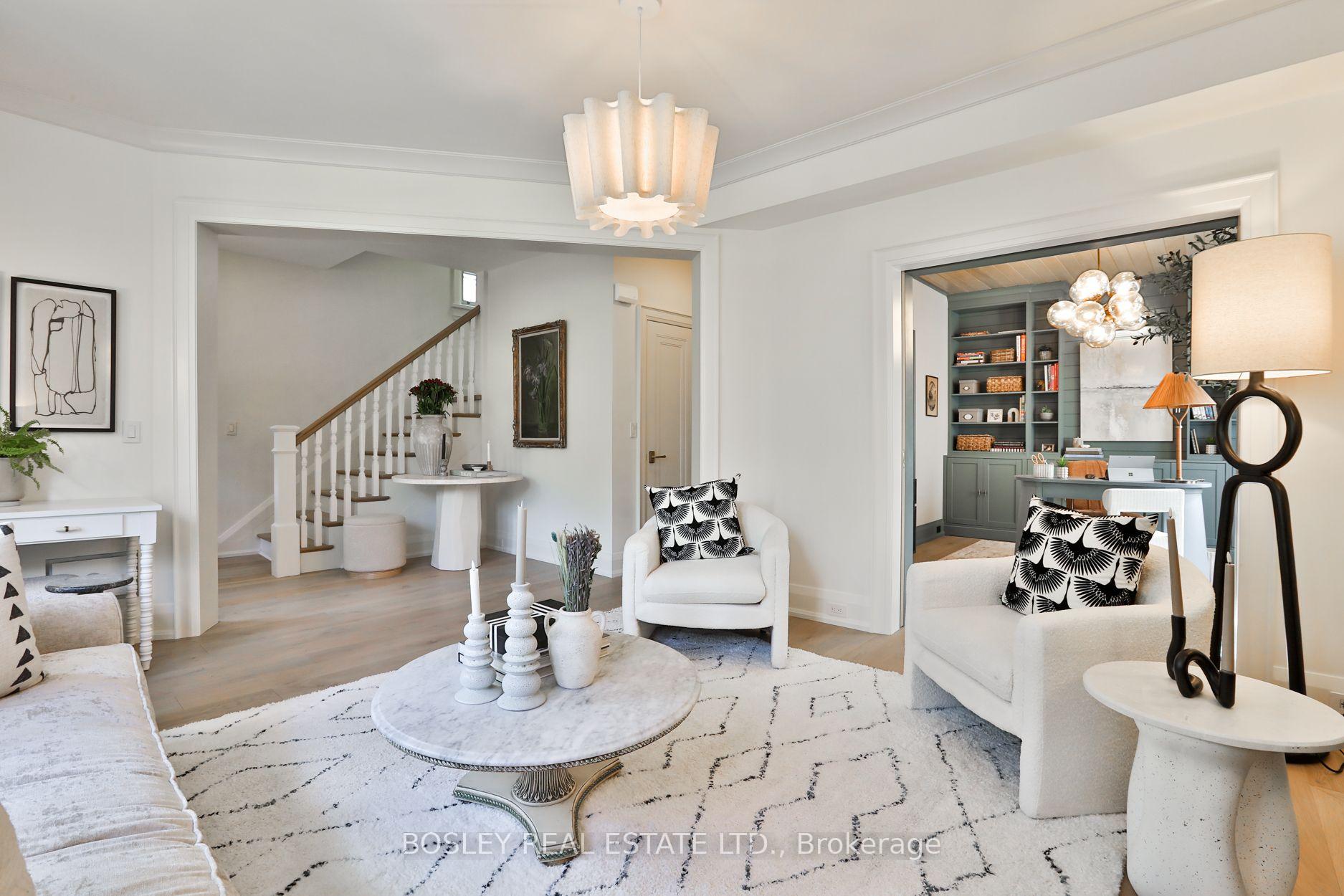 Photo 10 of 43 Whitehall Road, Toronto, Rosedale-Moore Park — HOMEH