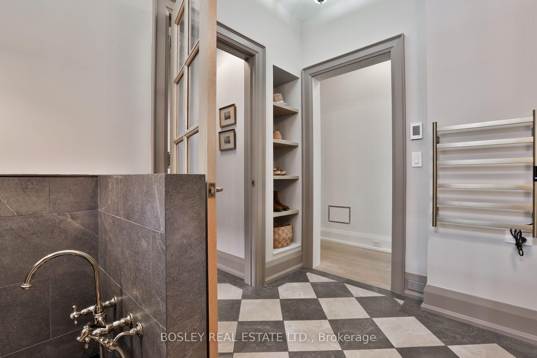 Photo 19 of 43 Whitehall Road, Toronto, Rosedale-Moore Park — HOMEH