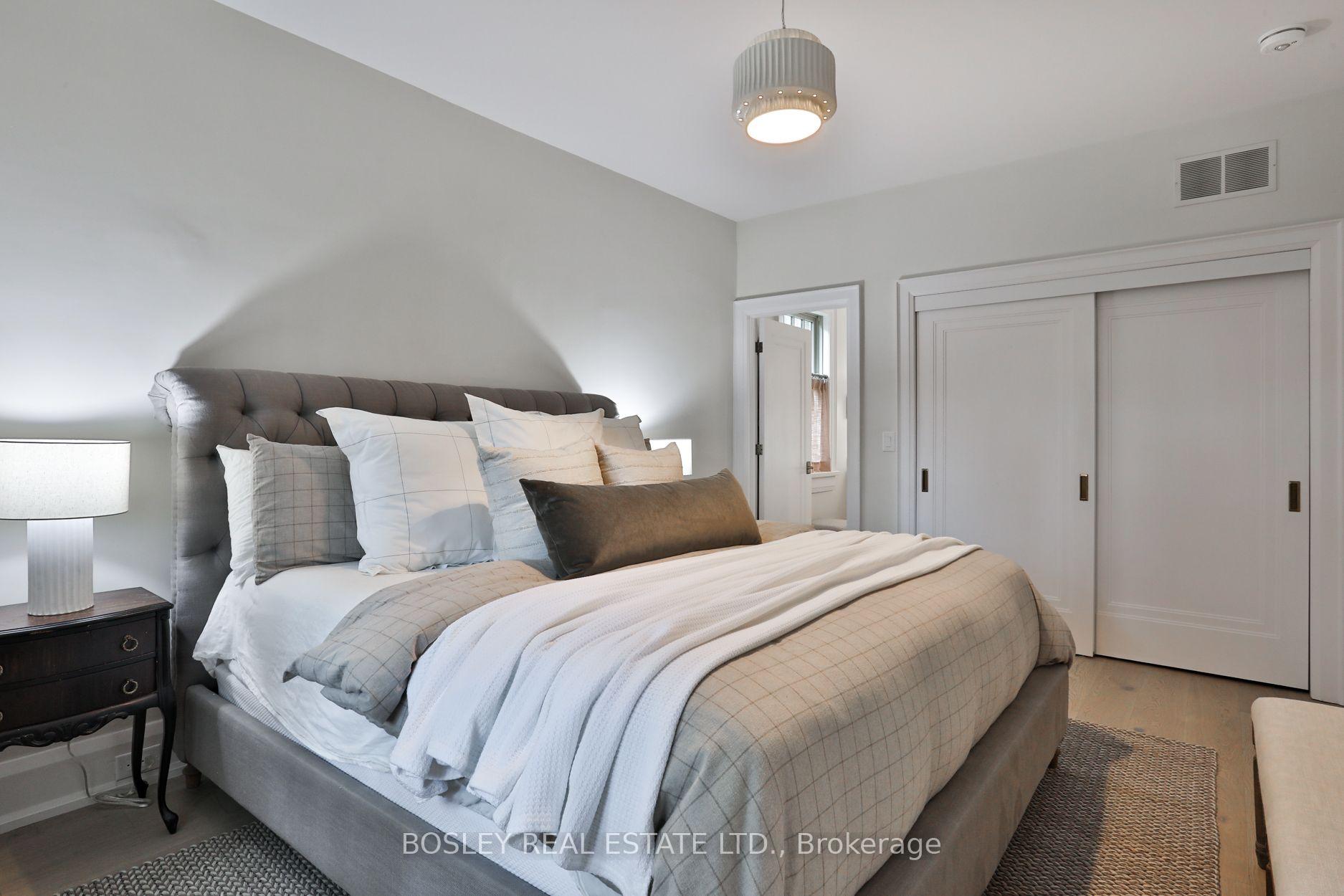 Photo 46 of 43 Whitehall Road, Toronto, Rosedale-Moore Park — HOMEH