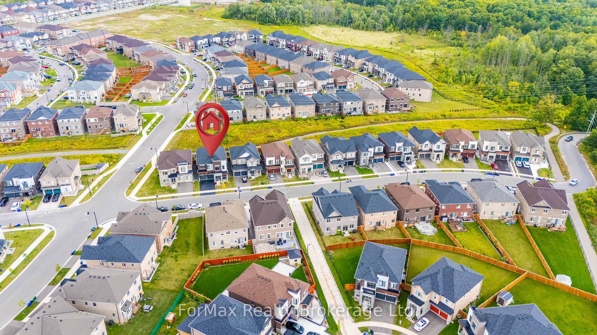Photo 3 of 199 Granite Ridge Trail, Hamilton, Waterdown — HOMEH