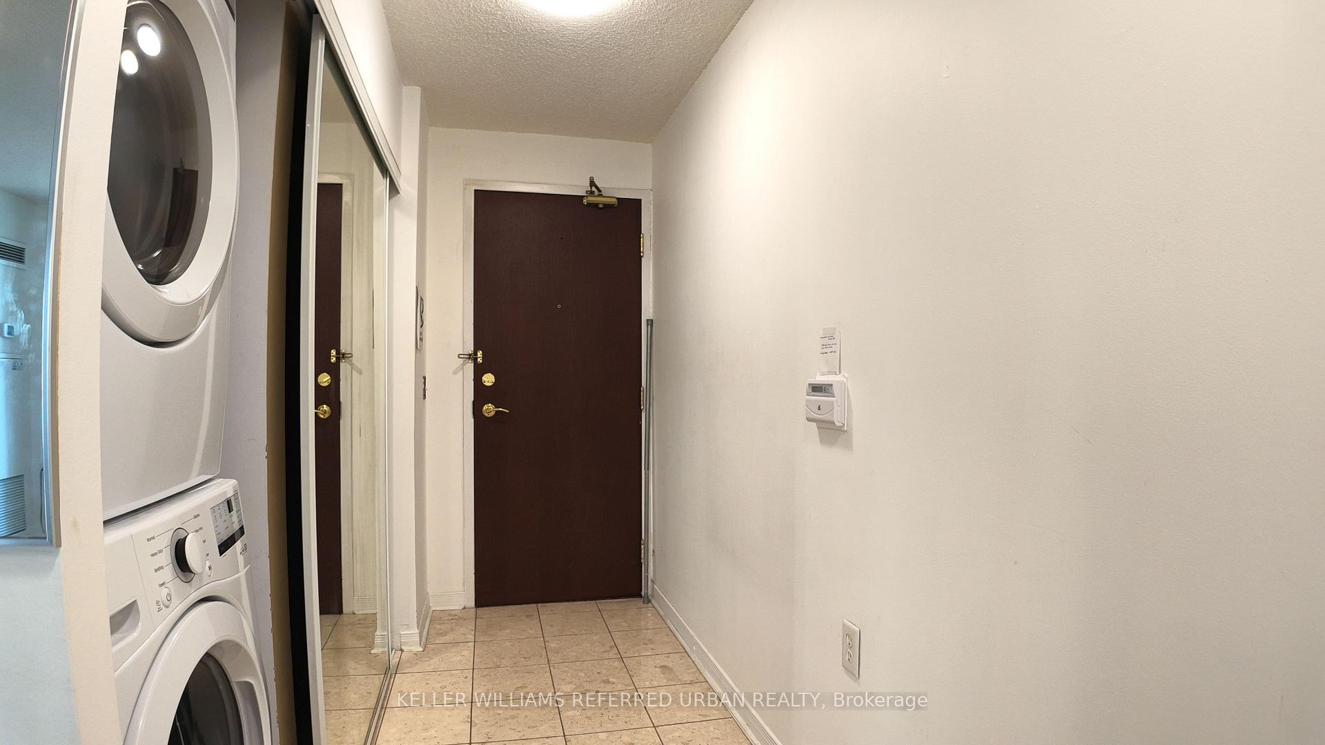 Photo 3 of Unit 806, 22 Olive Avenue, North York, Willowdale East — HOMEH
