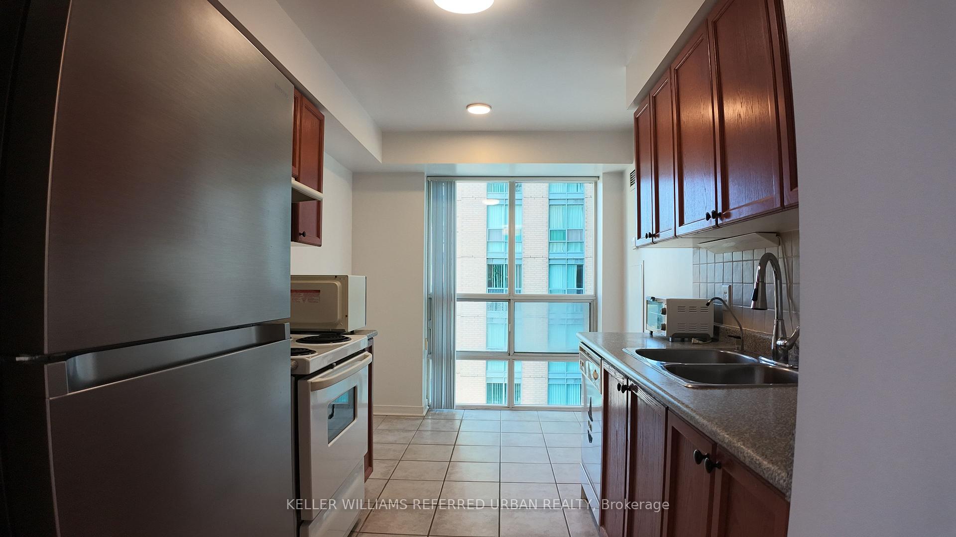 Photo 10 of Unit 806, 22 Olive Avenue, North York, Willowdale East — HOMEH