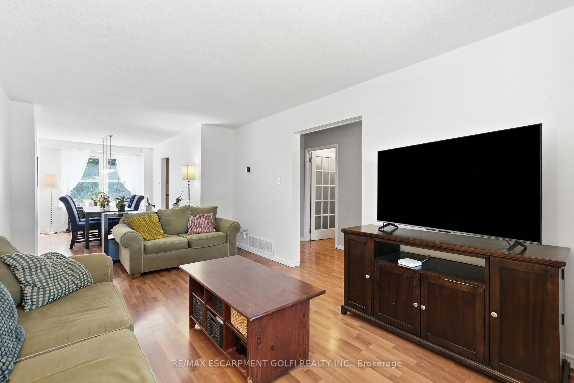 Photo 5 of Unit 39, 2277 Mountain Grove Avenue, Burlington, Mountainside — HOMEH