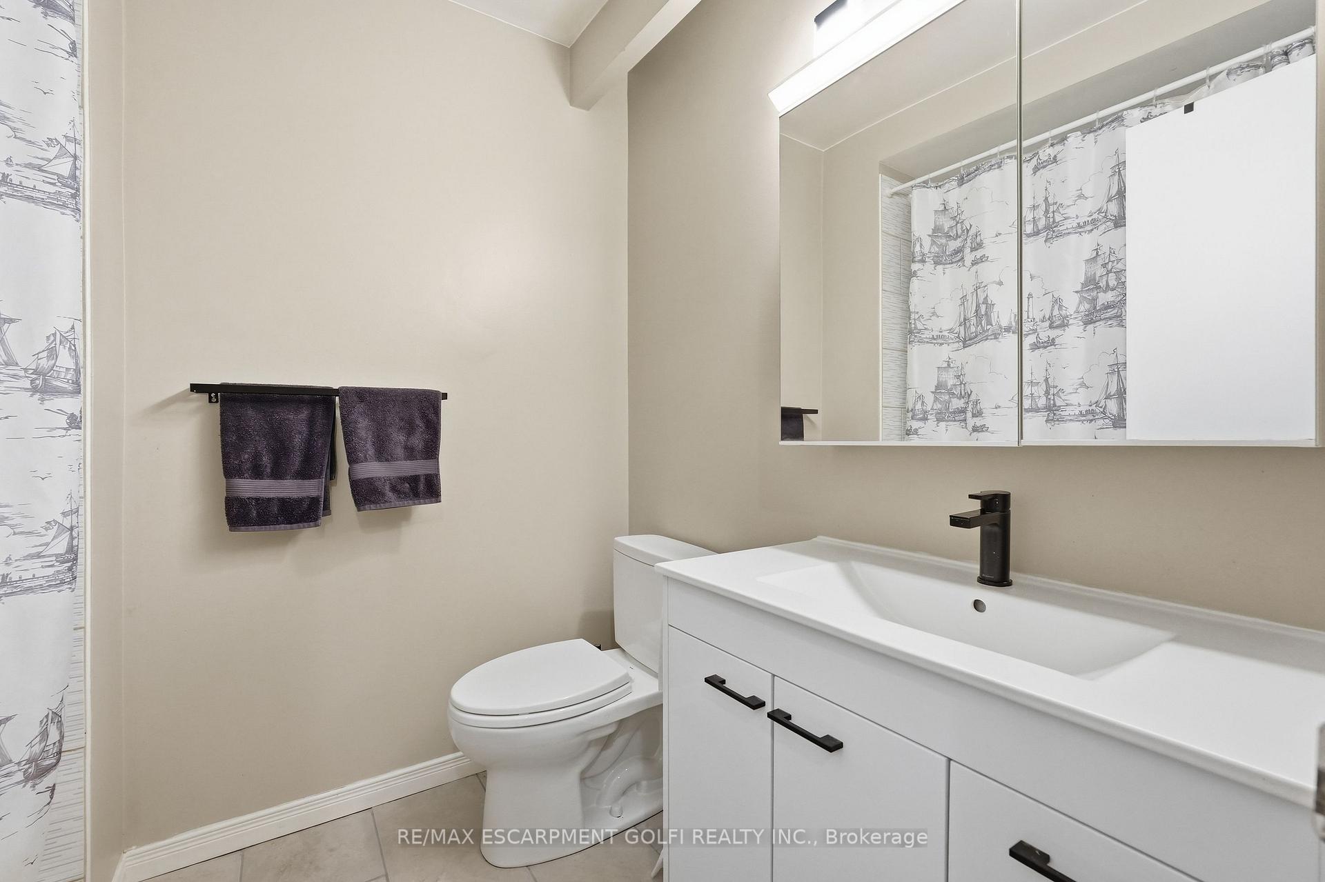 Photo 13 of Unit 39, 2277 Mountain Grove Avenue, Burlington, Mountainside — HOMEH