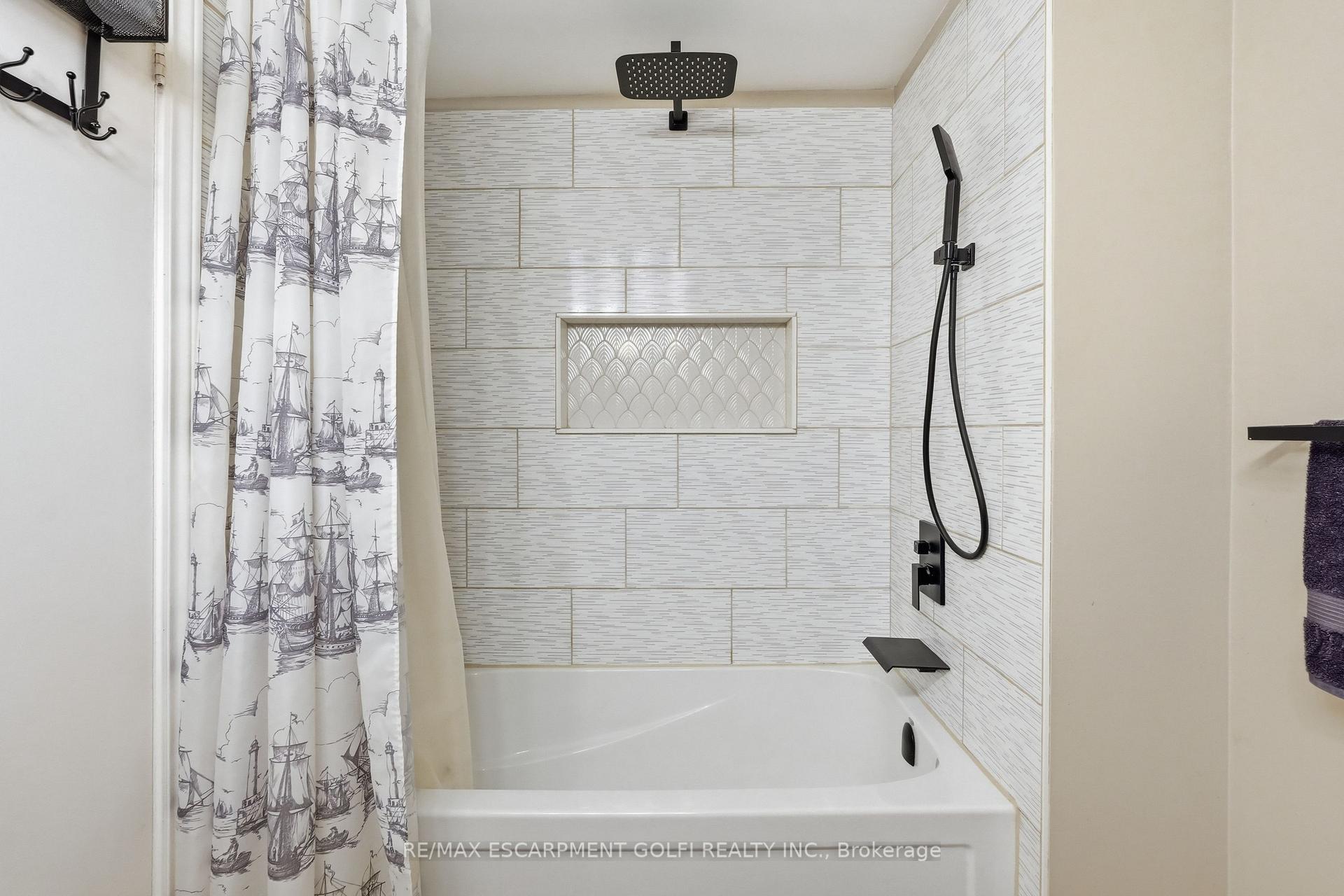 Photo 14 of Unit 39, 2277 Mountain Grove Avenue, Burlington, Mountainside — HOMEH