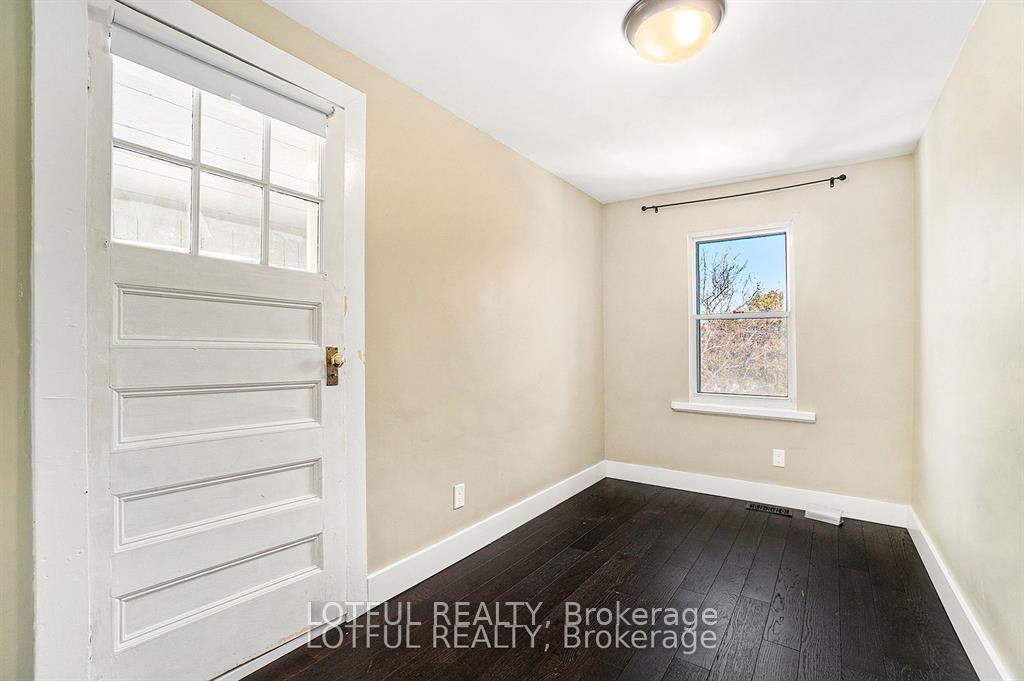 Photo 2 of 11 Champagne Avenue S, Ottawa, West Centre Town — HOMEH