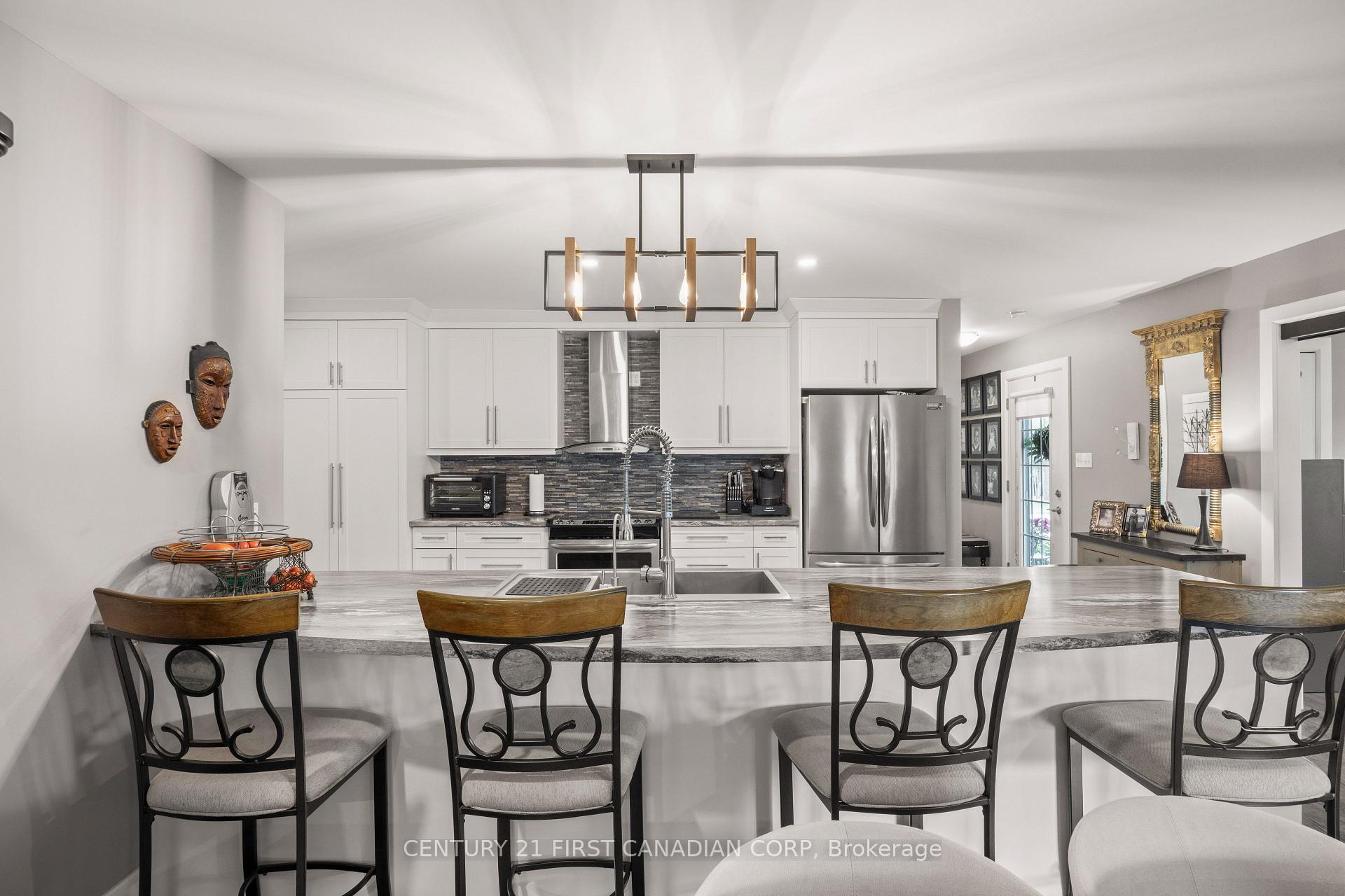 Photo 15 of 420 Shannon Boulevard, South Huron, Stephen — HOMEH