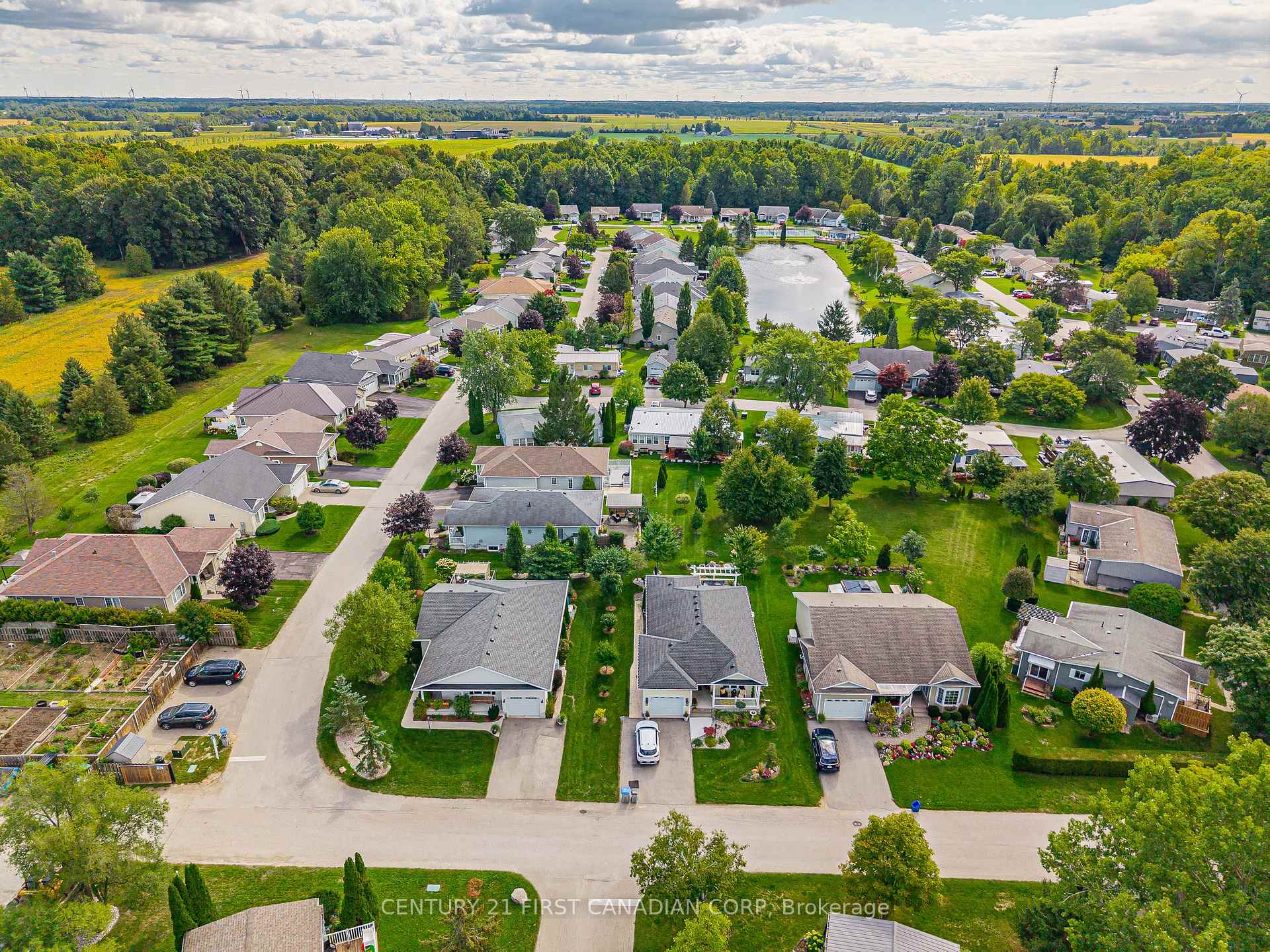 Photo 42 of 420 Shannon Boulevard, South Huron, Stephen — HOMEH