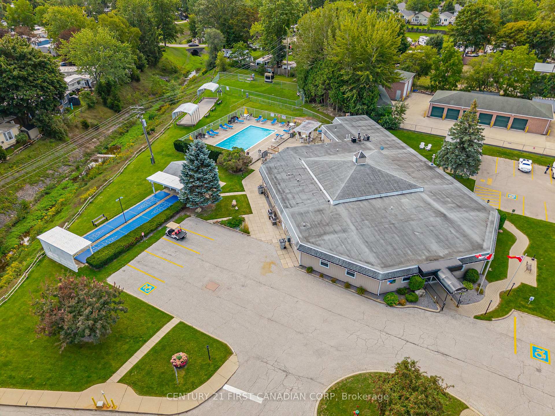 Photo 44 of 420 Shannon Boulevard, South Huron, Stephen — HOMEH