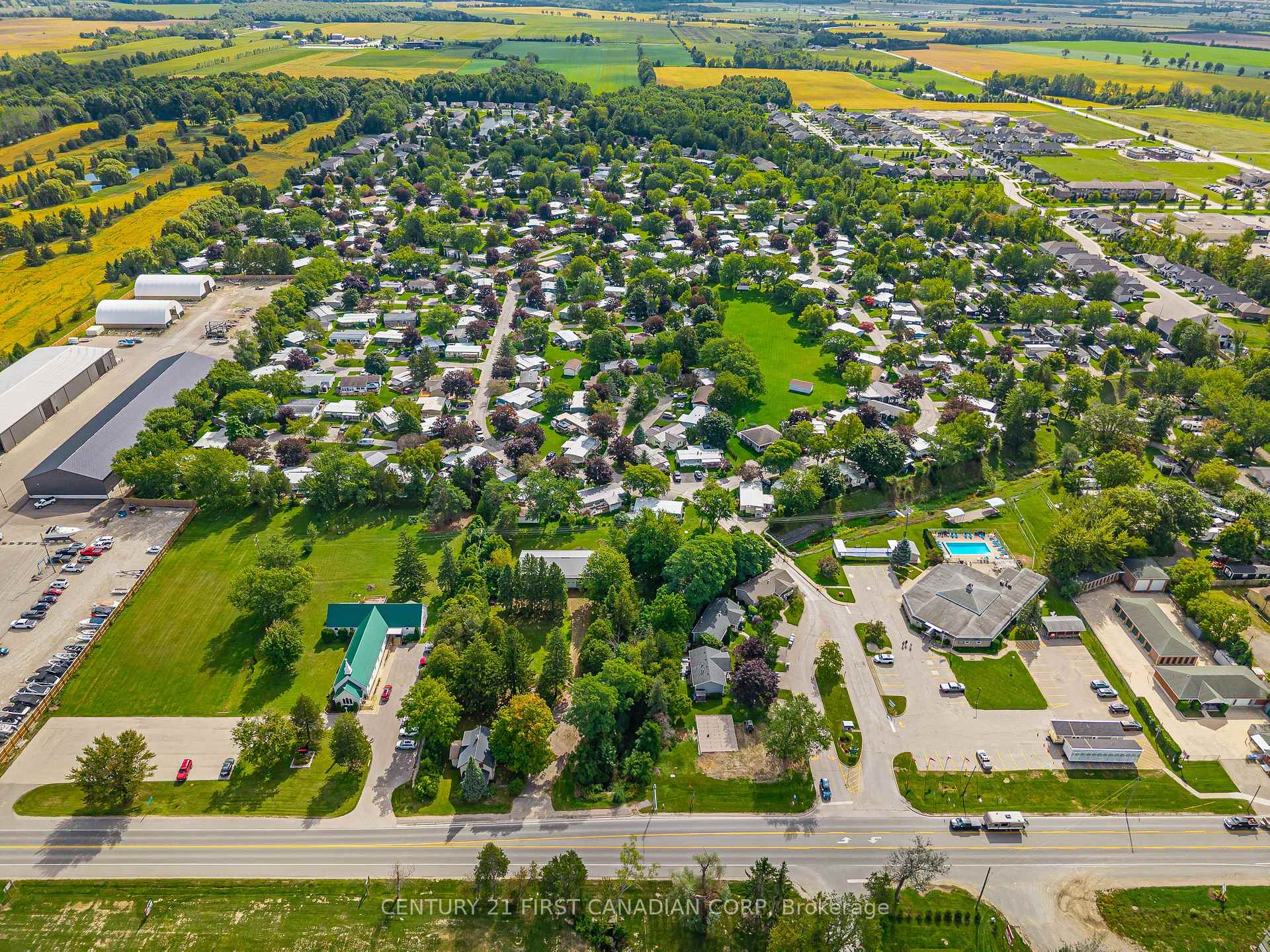 Photo 46 of 420 Shannon Boulevard, South Huron, Stephen — HOMEH