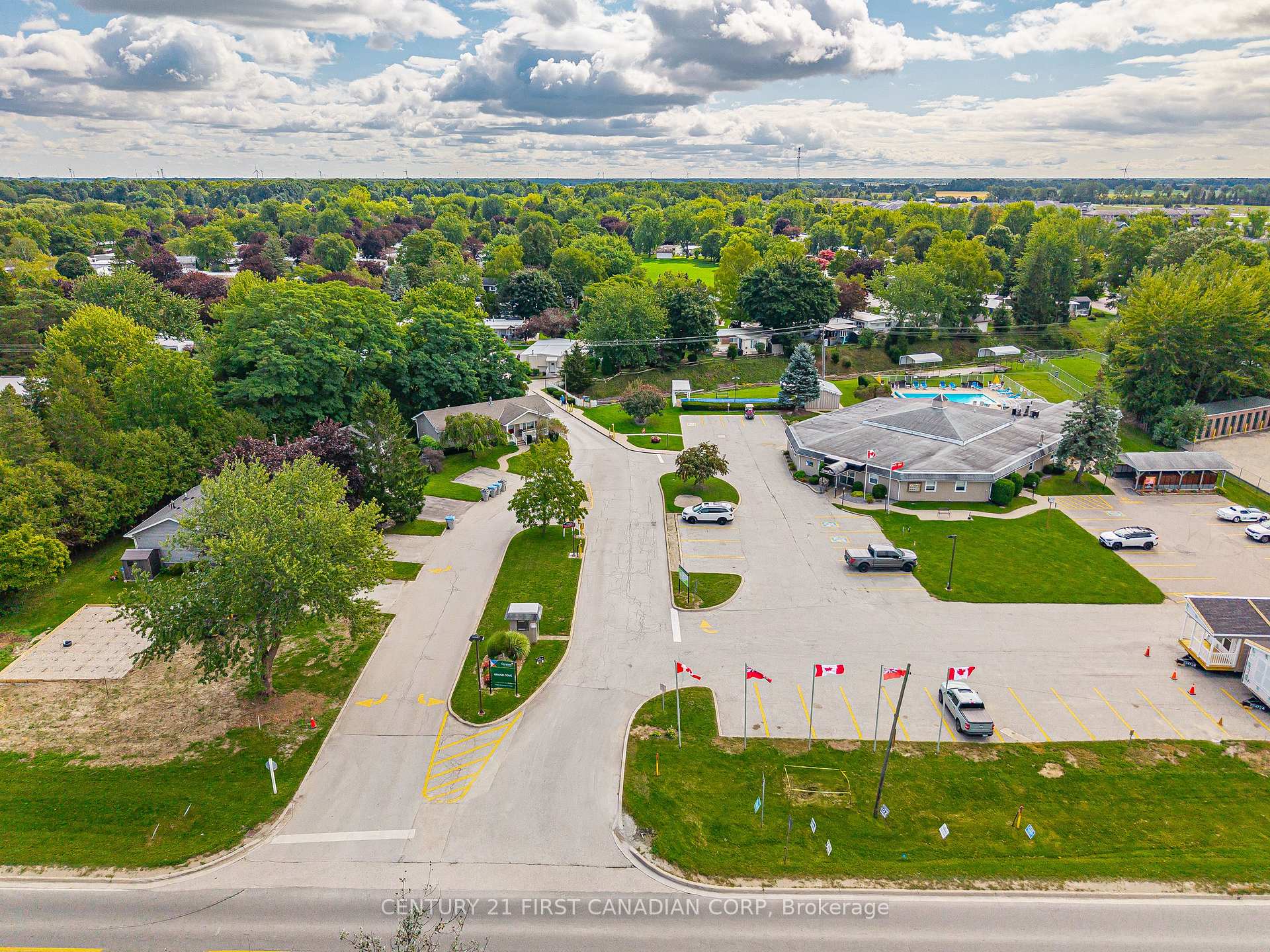Photo 45 of 420 Shannon Boulevard, South Huron, Stephen — HOMEH