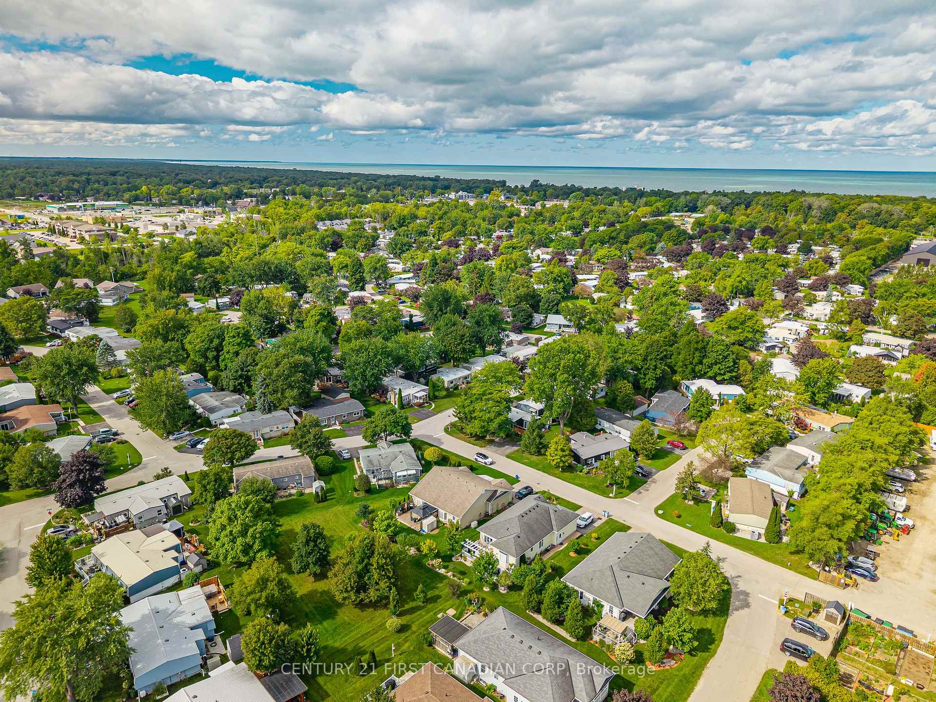 Photo 47 of 420 Shannon Boulevard, South Huron, Stephen — HOMEH