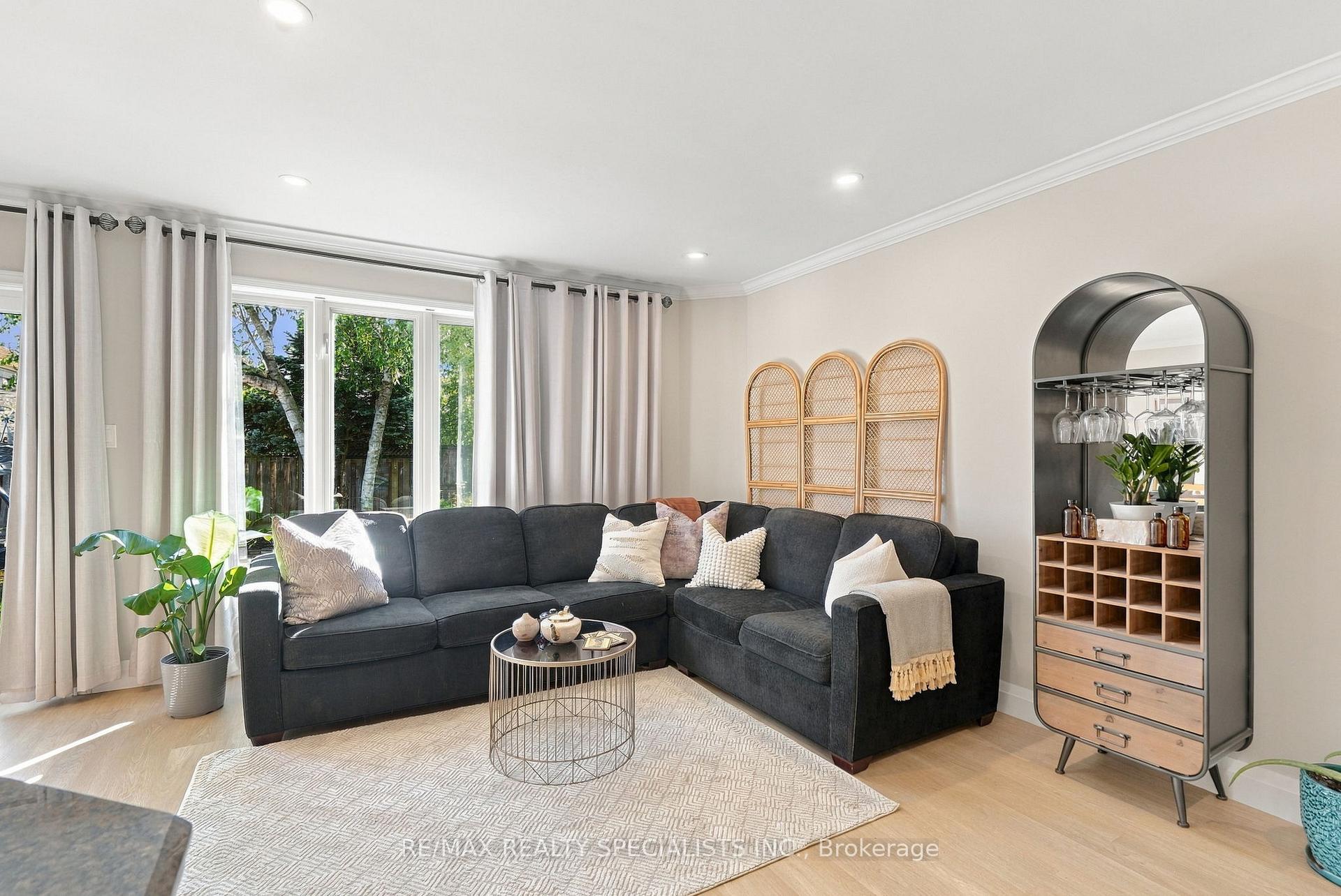 Photo 16 of 90 Foxborough Drive, Hamilton, Ancaster — HOMEH