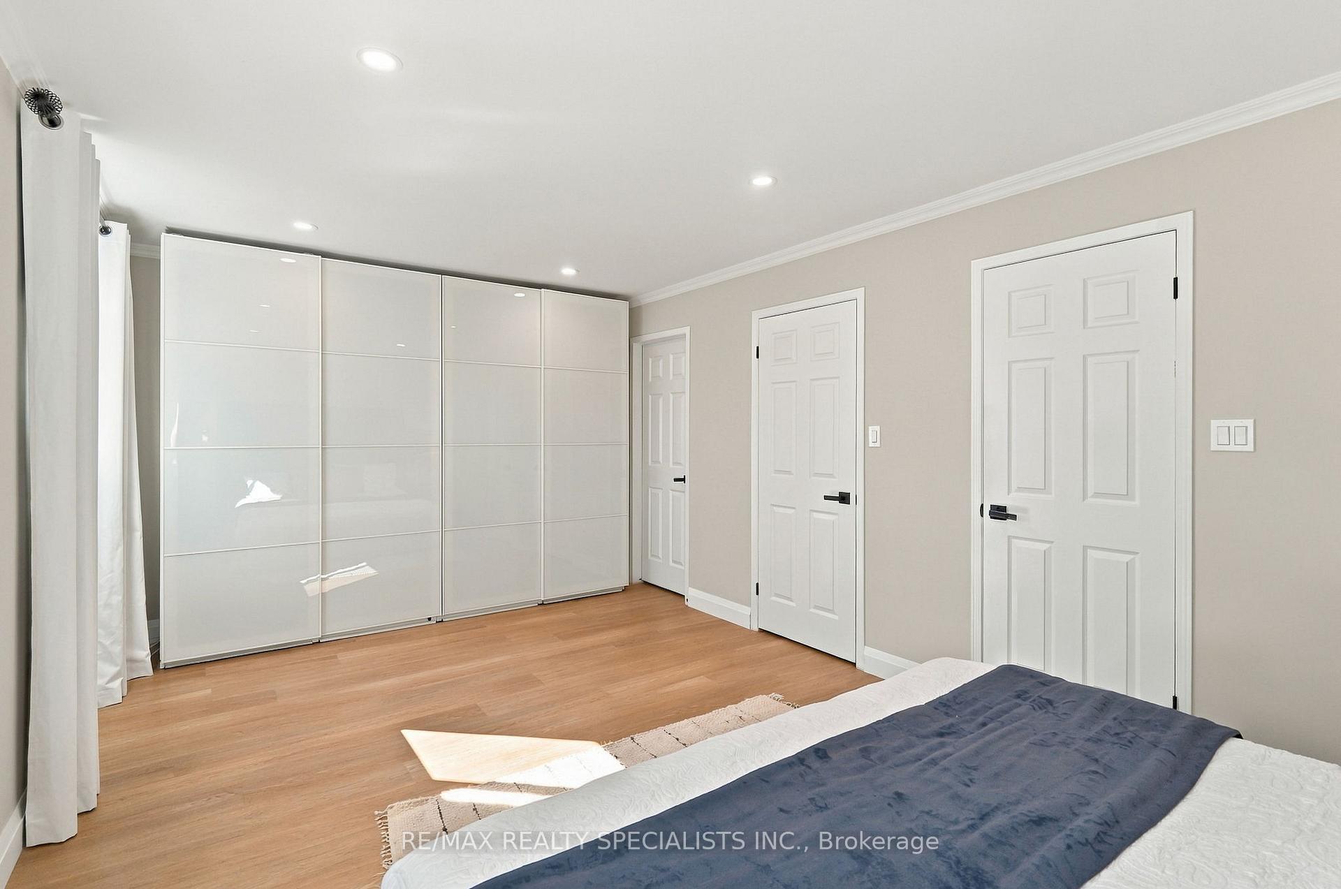 Photo 21 of 90 Foxborough Drive, Hamilton, Ancaster — HOMEH