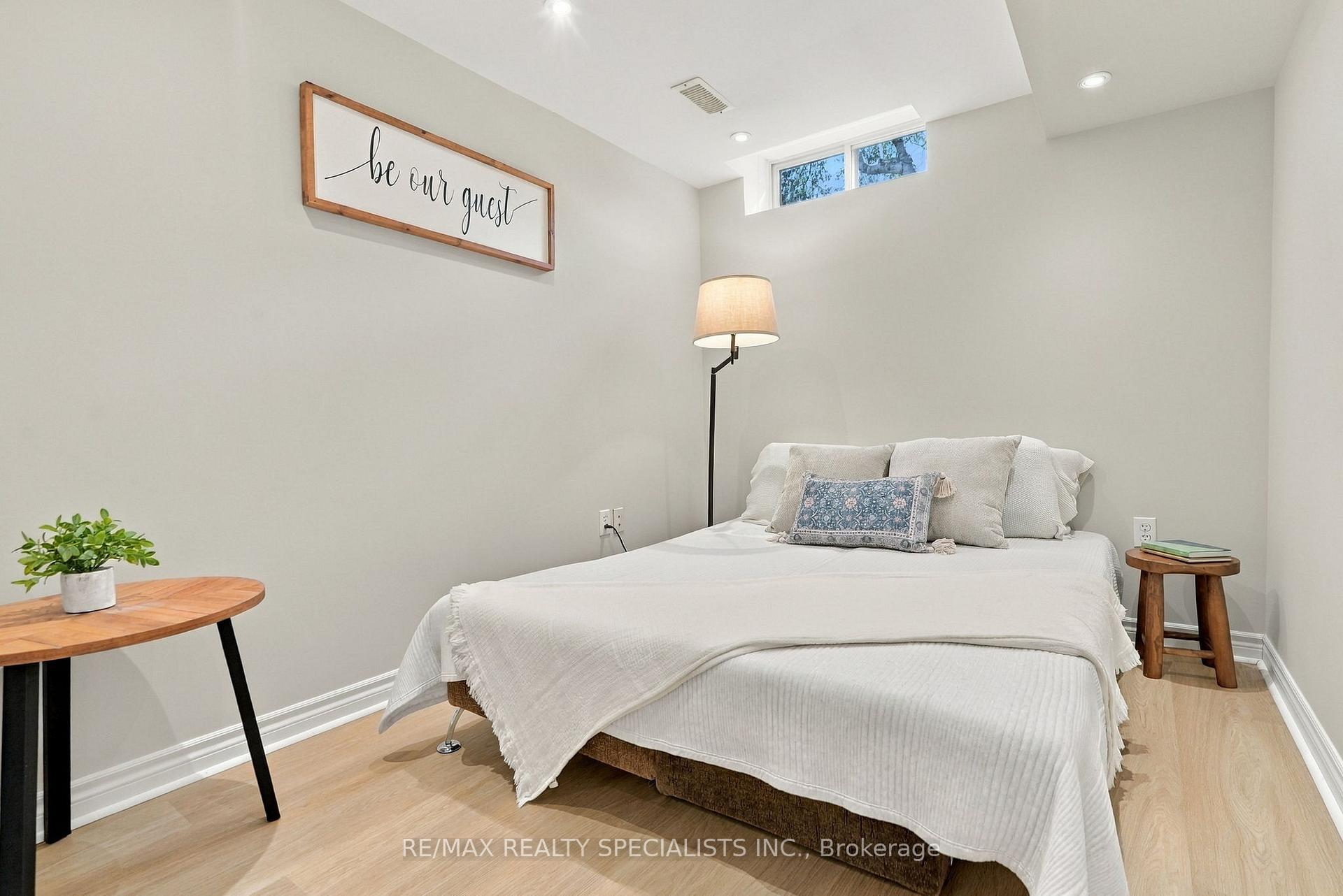 Photo 40 of 90 Foxborough Drive, Hamilton, Ancaster — HOMEH