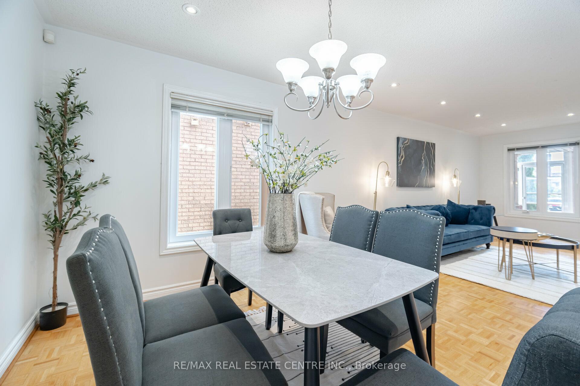 Photo 10 of 2485 Strathmore Crescent N, Mississauga, Central Erin Mills — HOMEH