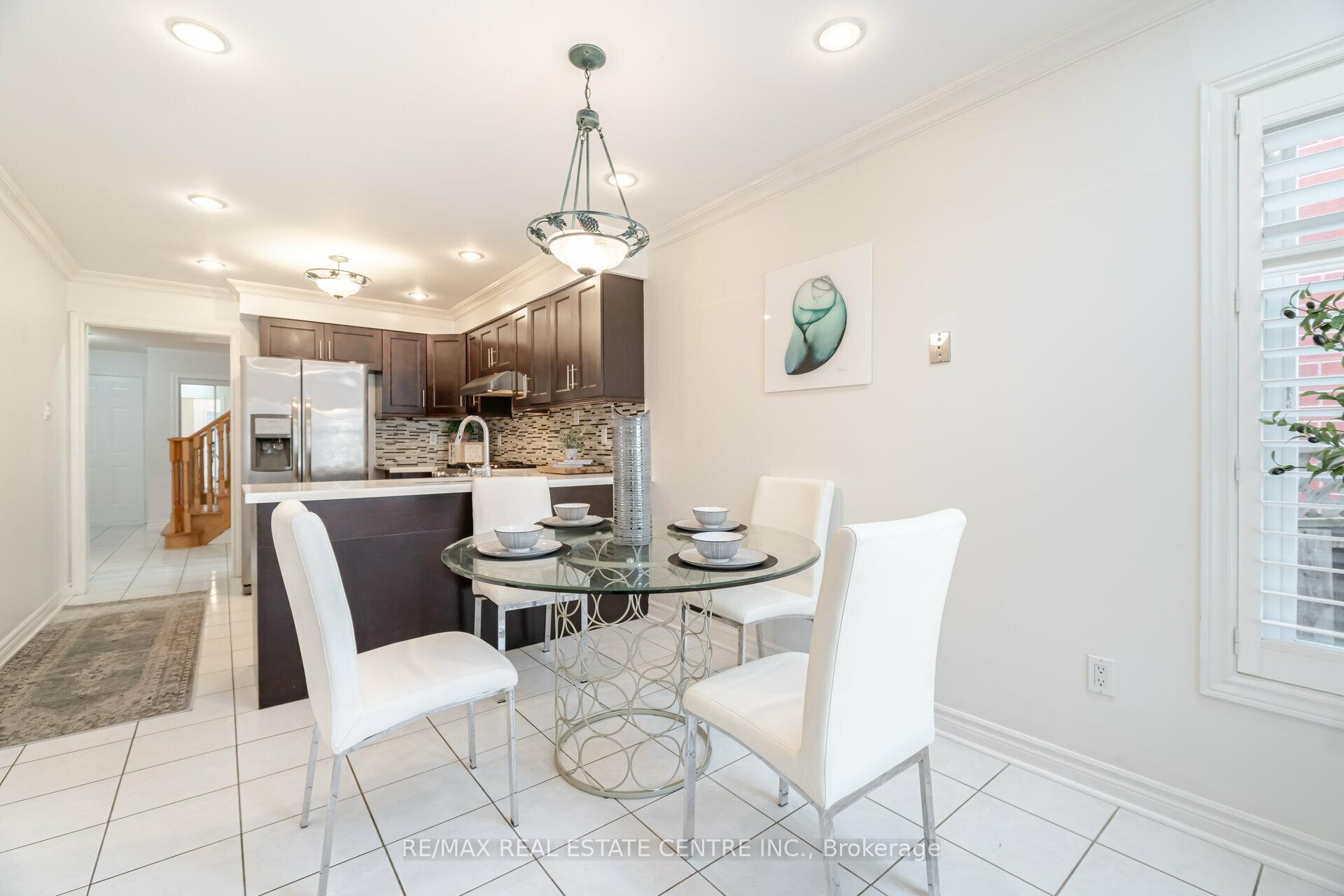 Photo 16 of 2485 Strathmore Crescent N, Mississauga, Central Erin Mills — HOMEH