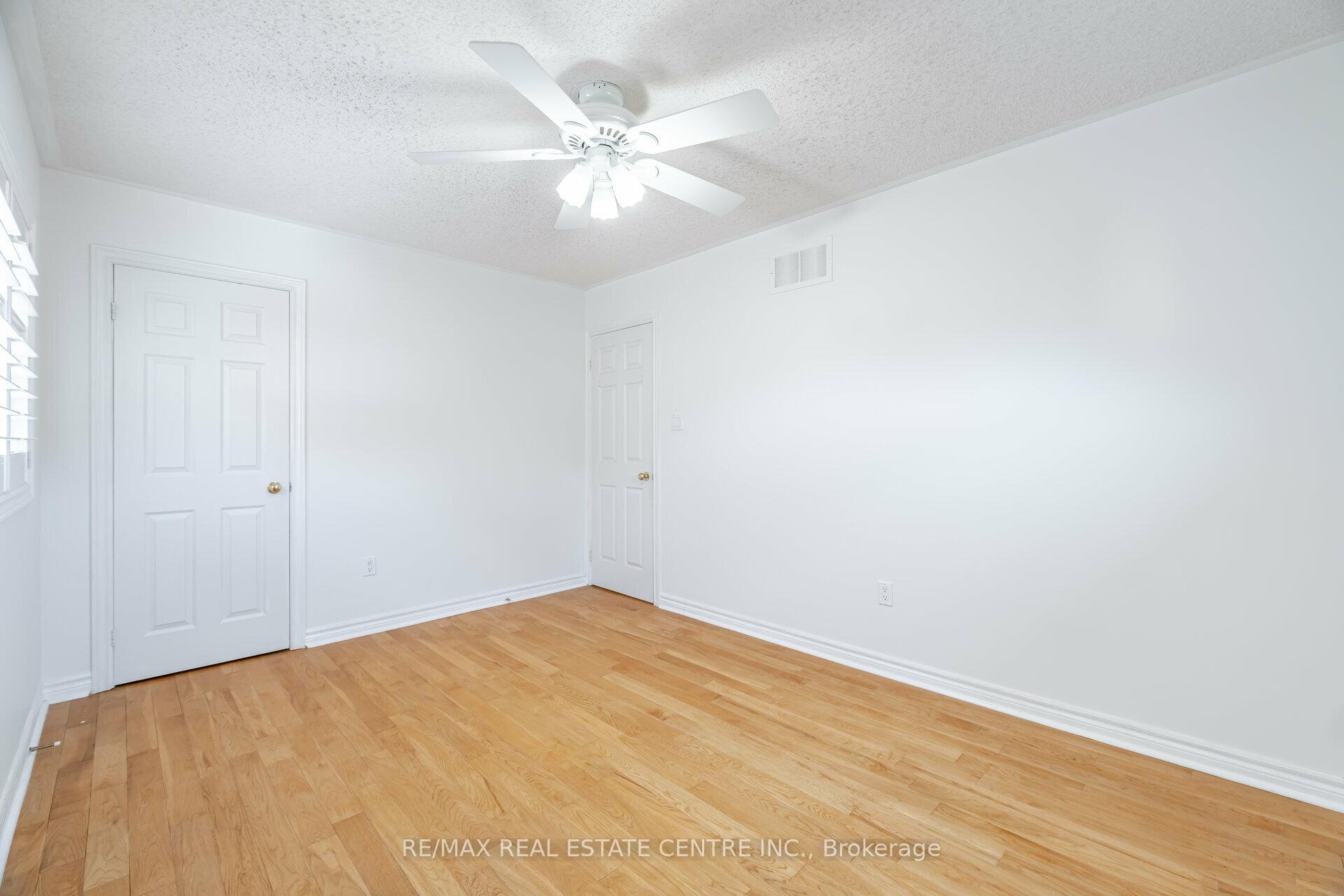 Photo 33 of 2485 Strathmore Crescent N, Mississauga, Central Erin Mills — HOMEH