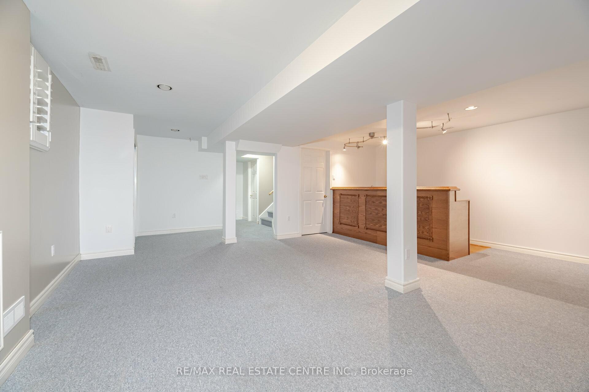 Photo 39 of 2485 Strathmore Crescent N, Mississauga, Central Erin Mills — HOMEH