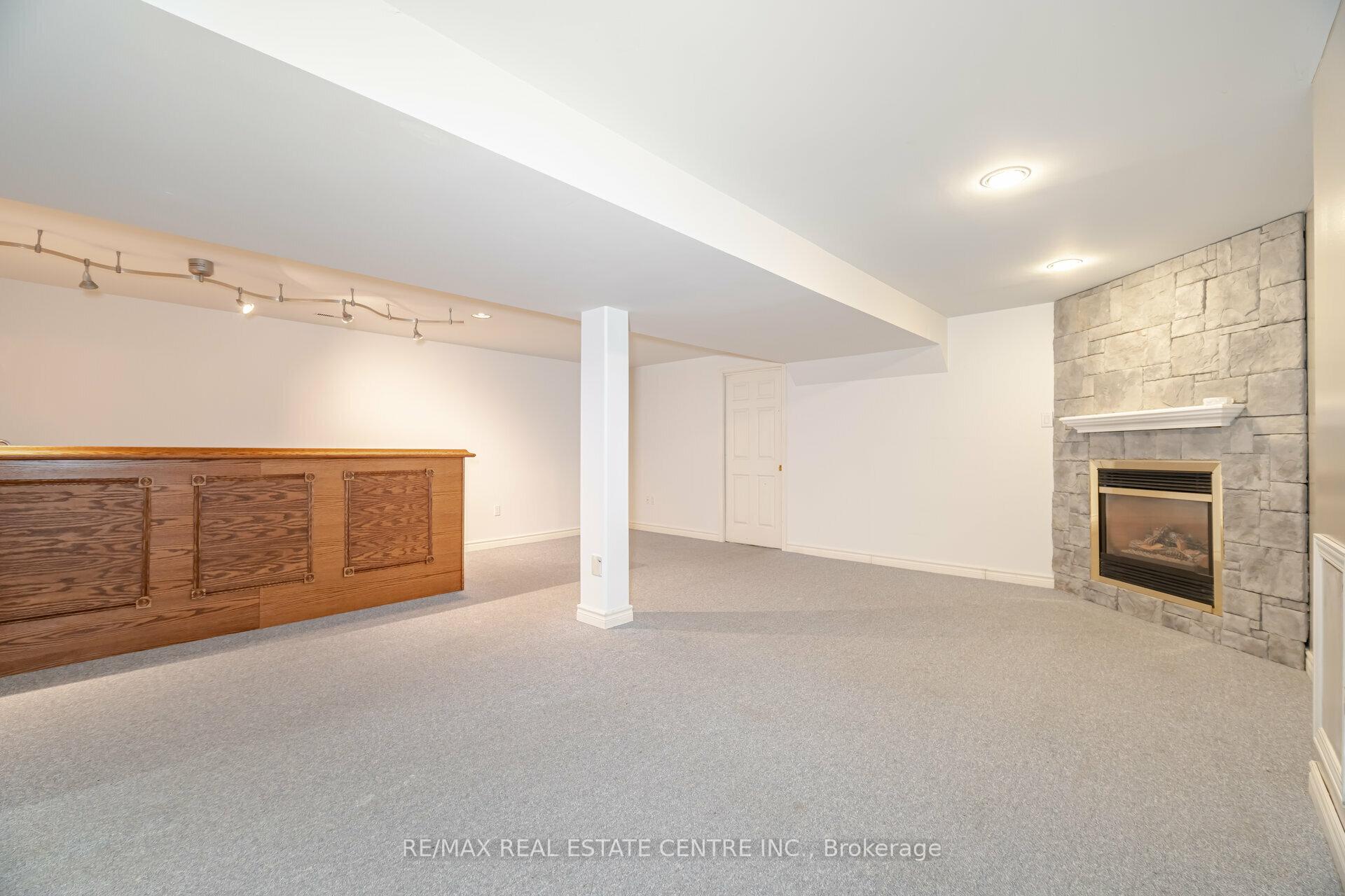 Photo 40 of 2485 Strathmore Crescent N, Mississauga, Central Erin Mills — HOMEH