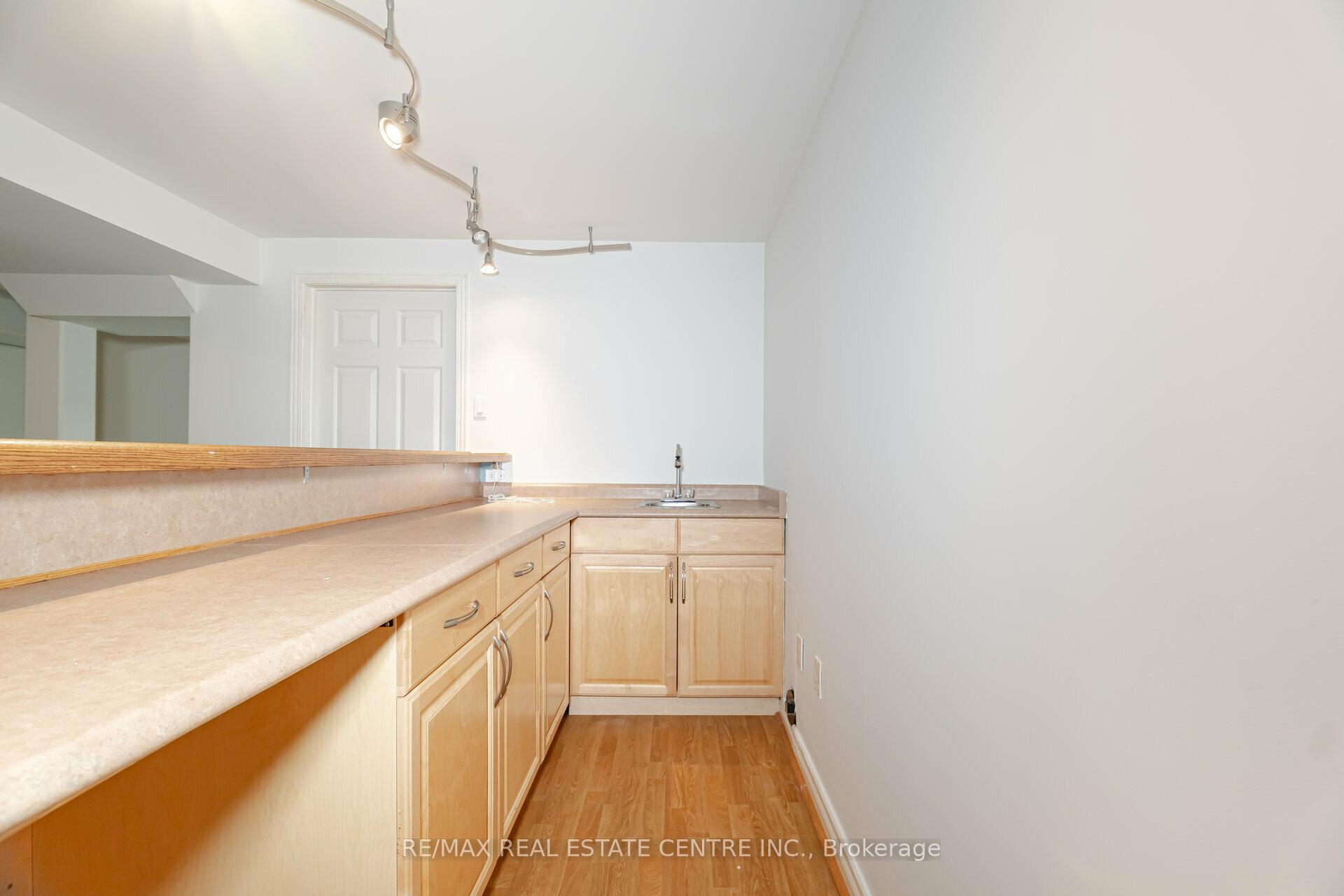 Photo 42 of 2485 Strathmore Crescent N, Mississauga, Central Erin Mills — HOMEH