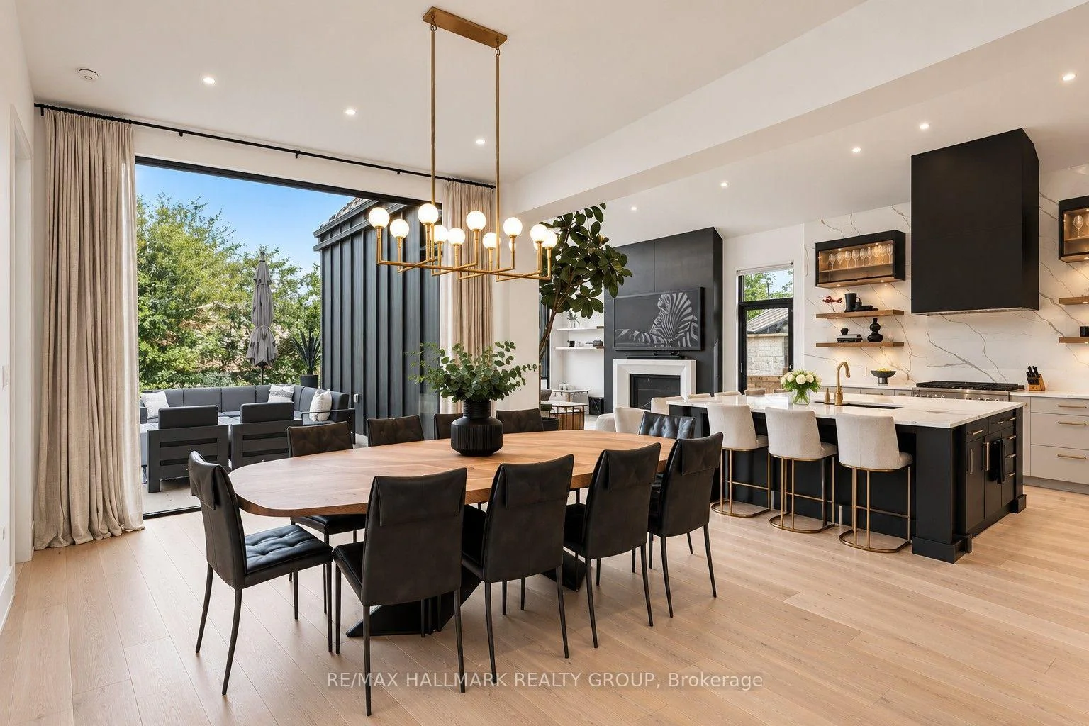 Photo 21 of 114 Theberge Private, Ottawa, Meadowlands/St. Claire Gardens — HOMEH