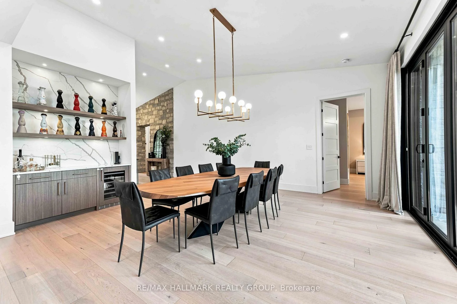 Photo 41 of 114 Theberge Private, Ottawa, Meadowlands/St. Claire Gardens — HOMEH