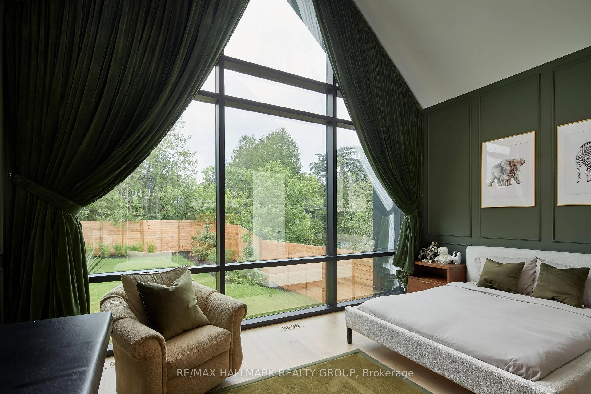 Photo 49 of 114 Theberge Private, Ottawa, Meadowlands/St. Claire Gardens — HOMEH