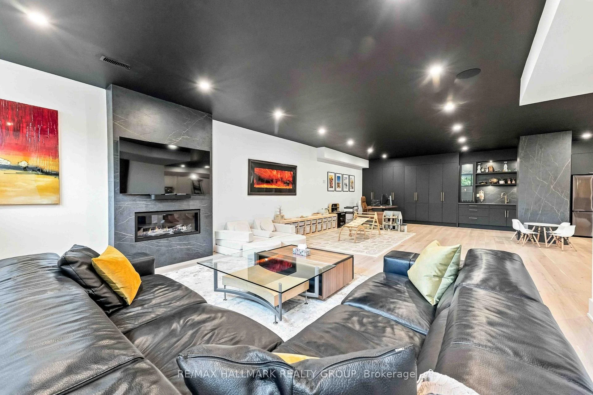 Photo 79 of 114 Theberge Private, Ottawa, Meadowlands/St. Claire Gardens — HOMEH