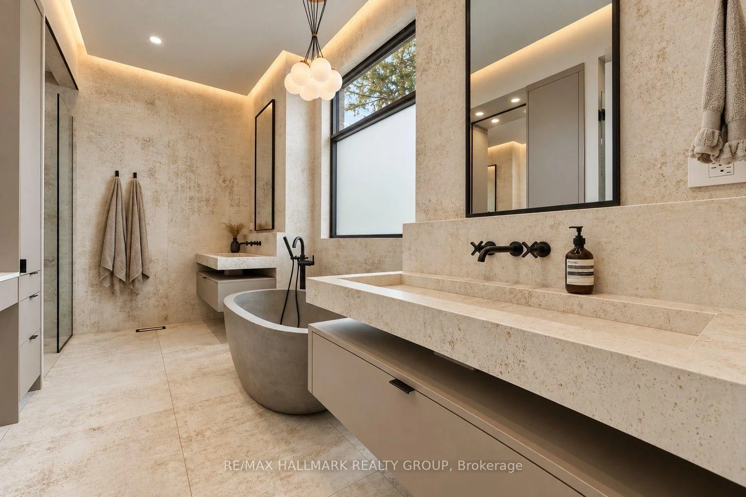 Photo 84 of 114 Theberge Private, Ottawa, Meadowlands/St. Claire Gardens — HOMEH