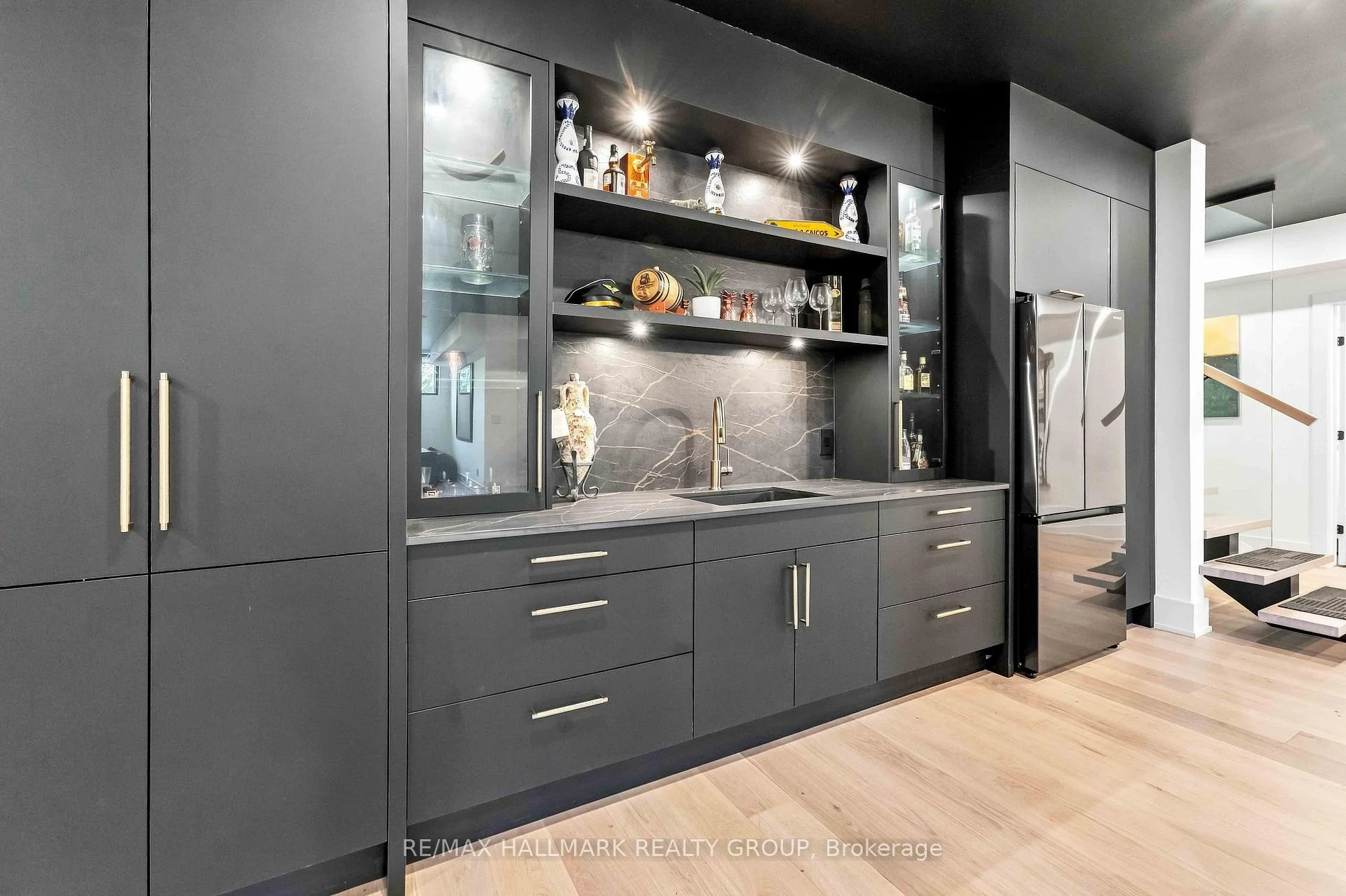 Photo 87 of 114 Theberge Private, Ottawa, Meadowlands/St. Claire Gardens — HOMEH