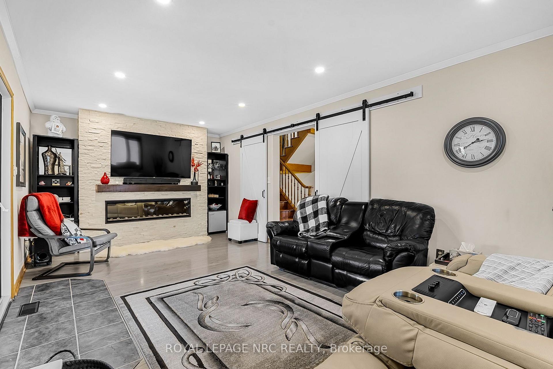 Photo 10 of 77 St. Augustine Drive, St. Catharines, Secord Woods — HOMEH