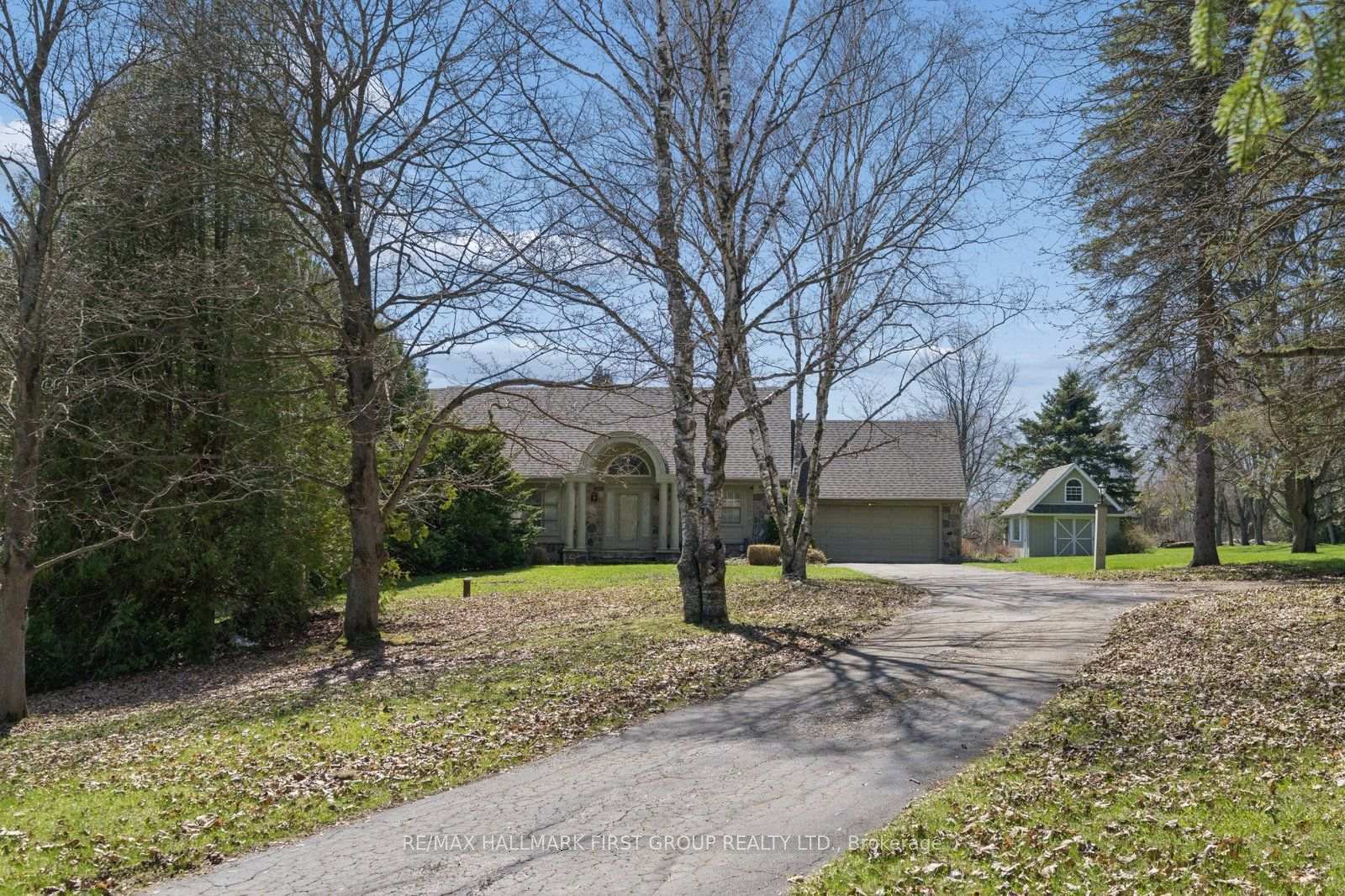 Photo 3 of 525 Myrtle Road W, Whitby, Rural Whitby — HOMEH