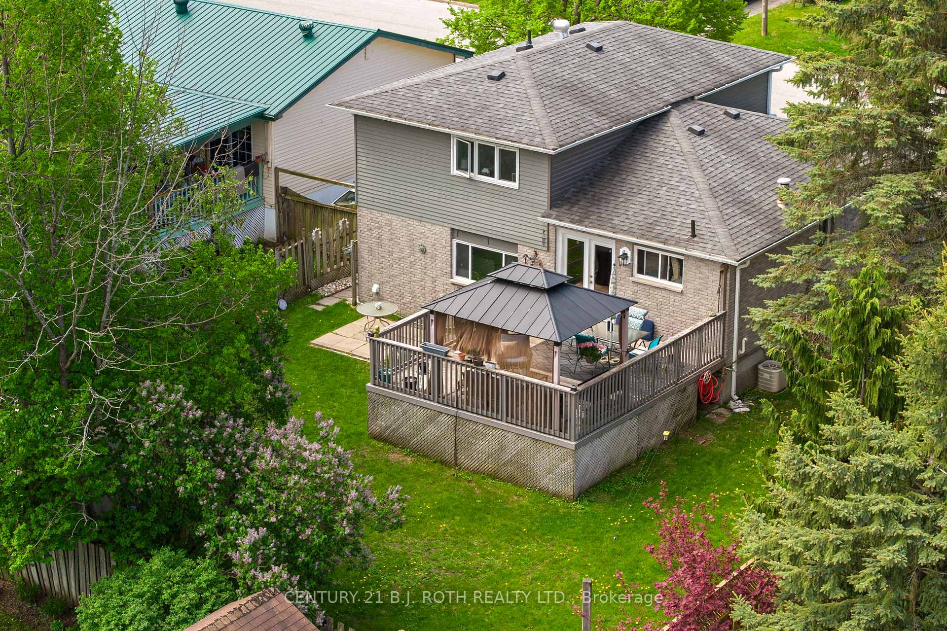 Photo 30 of 10 Andrea Crescent, Orillia — HOMEH