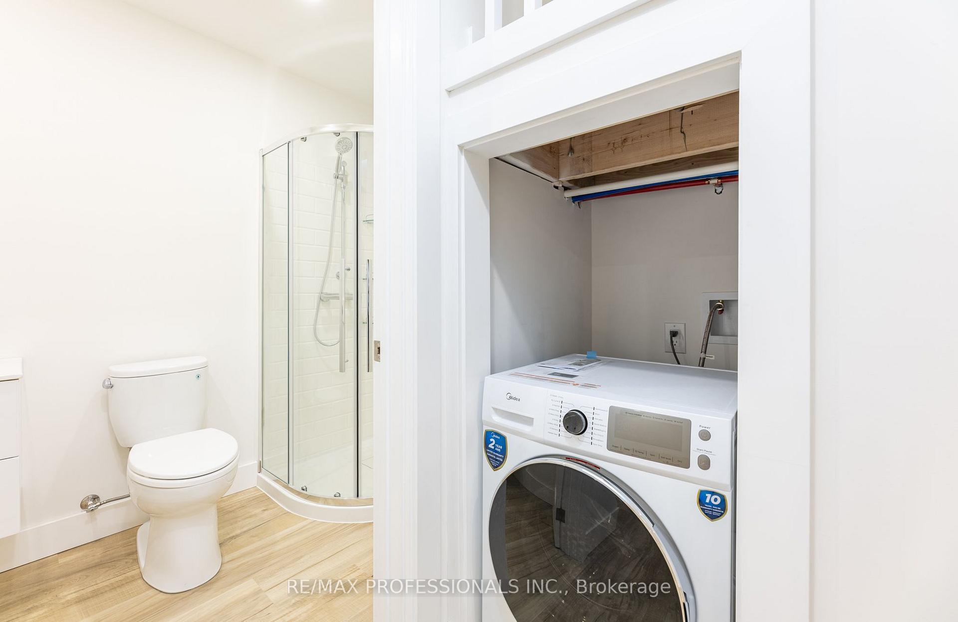 Photo 11 of Unit D, 130 Jane Street, Toronto, Lambton Baby Point — HOMEH