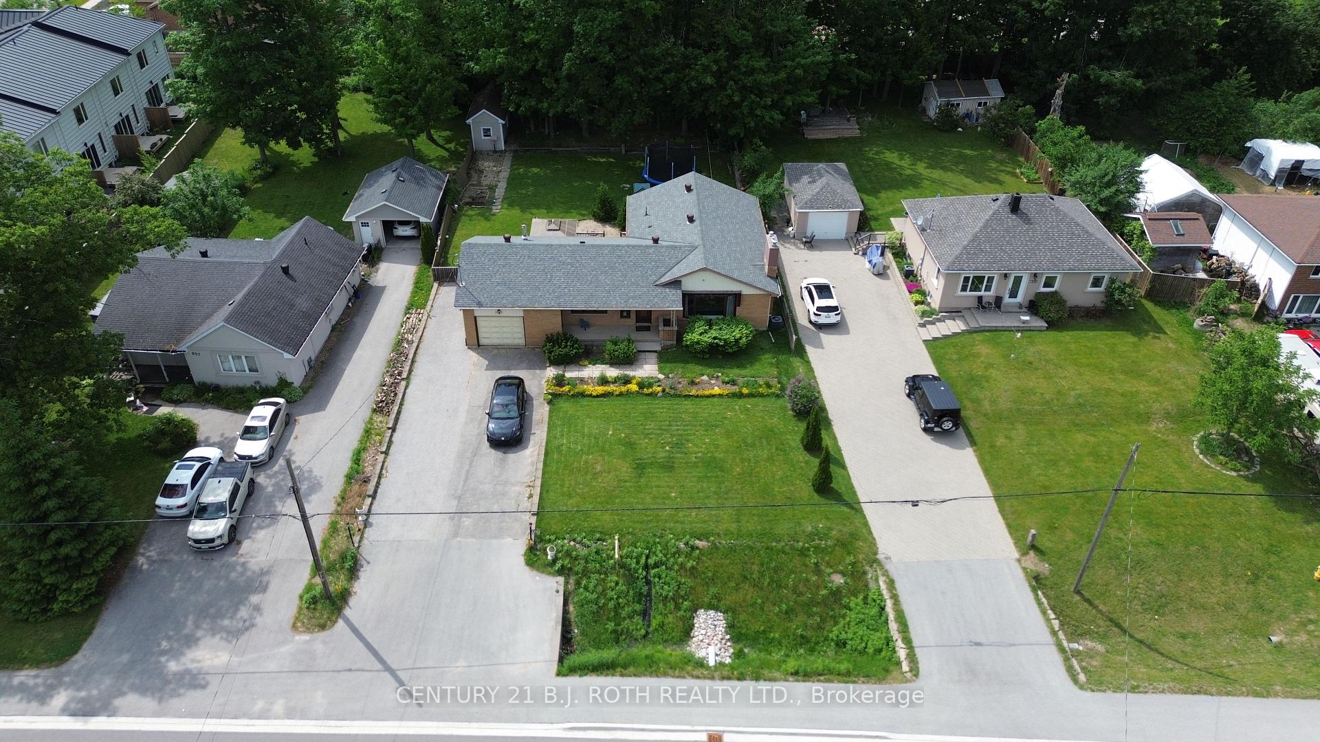 Photo 30 of 823 Essa Road, Barrie, Holly — HOMEH