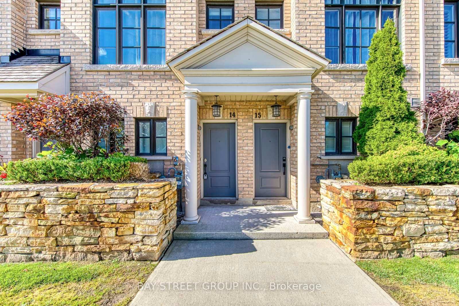 Photo 3 of Unit #14, 2172 Trafalgar Road, Oakville, River Oaks — HOMEH