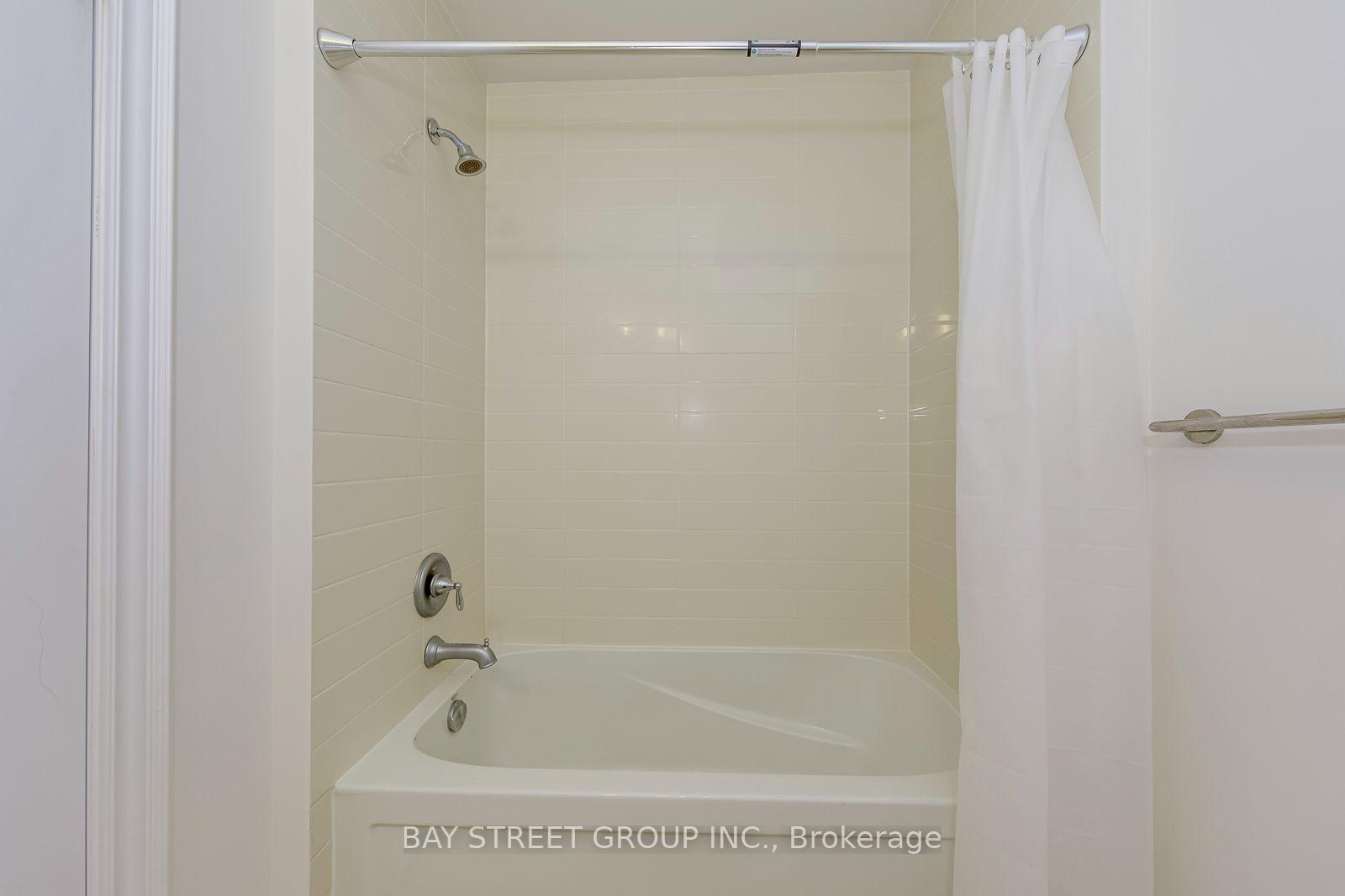 Photo 23 of Unit #14, 2172 Trafalgar Road, Oakville, River Oaks — HOMEH