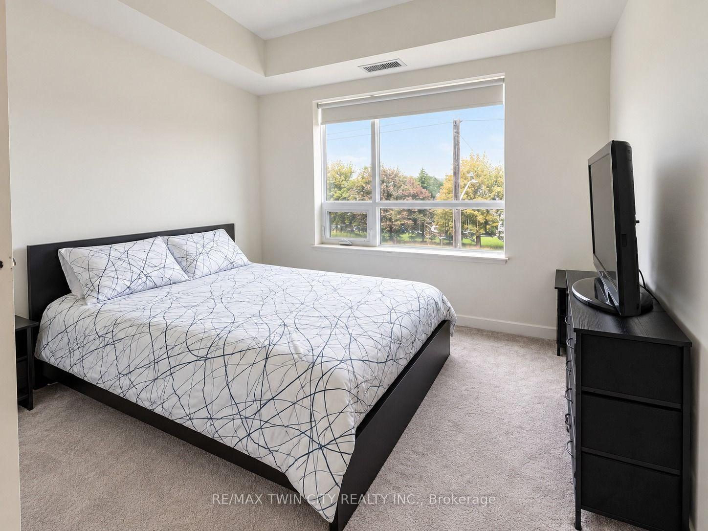 Photo 7 of Unit 314, 251 Northfield Drive E, Waterloo, Colonial Acres — HOMEH