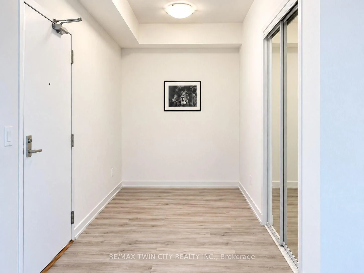 Photo 12 of Unit 314, 251 Northfield Drive E, Waterloo, Colonial Acres — HOMEH