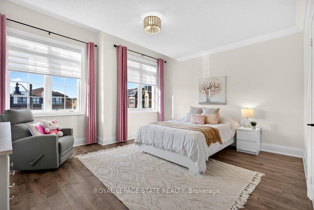 Photo 9 of 80 Elstone Place, Hamilton, Waterdown — HOMEH