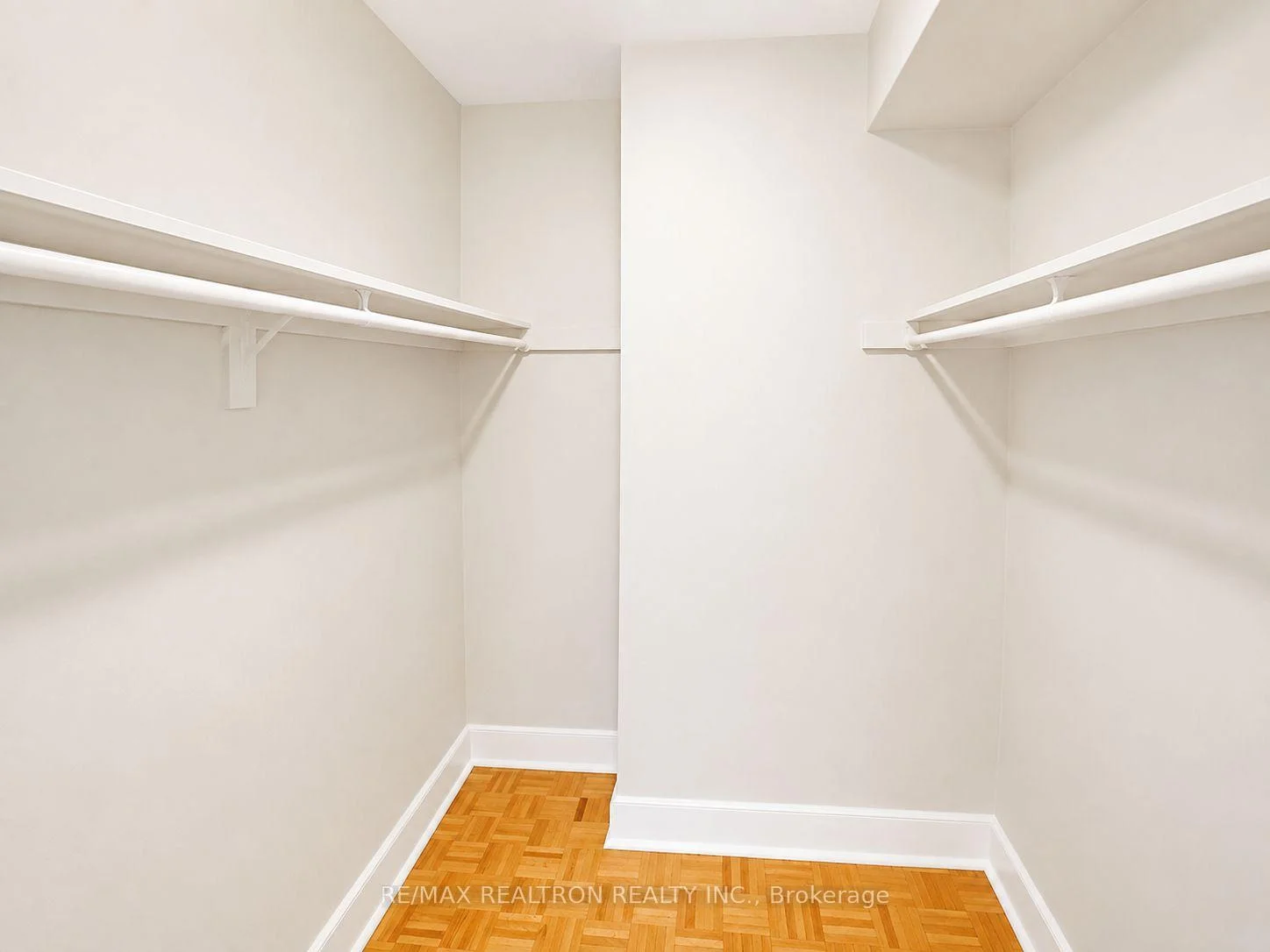 Photo 19 of Unit 709, 10 Shallmar Boulevard, Toronto, Forest Hill North — HOMEH