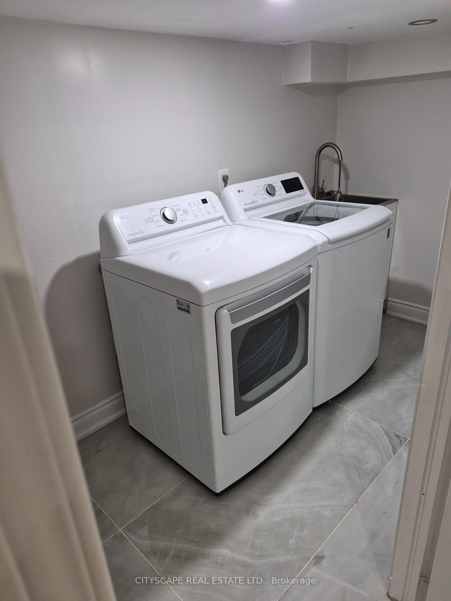 Photo 10 of Unit Bsmt, 368 Sardinia Drive, Mississauga, Hurontario — HOMEH