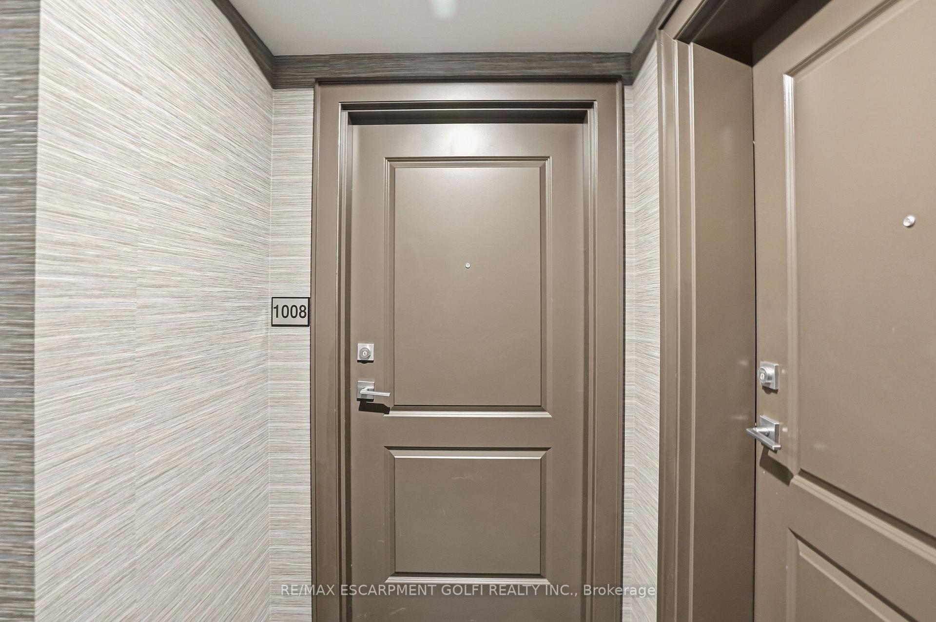 Photo 3 of Unit 1008, 460 Dundas Street E, Hamilton, Waterdown — HOMEH