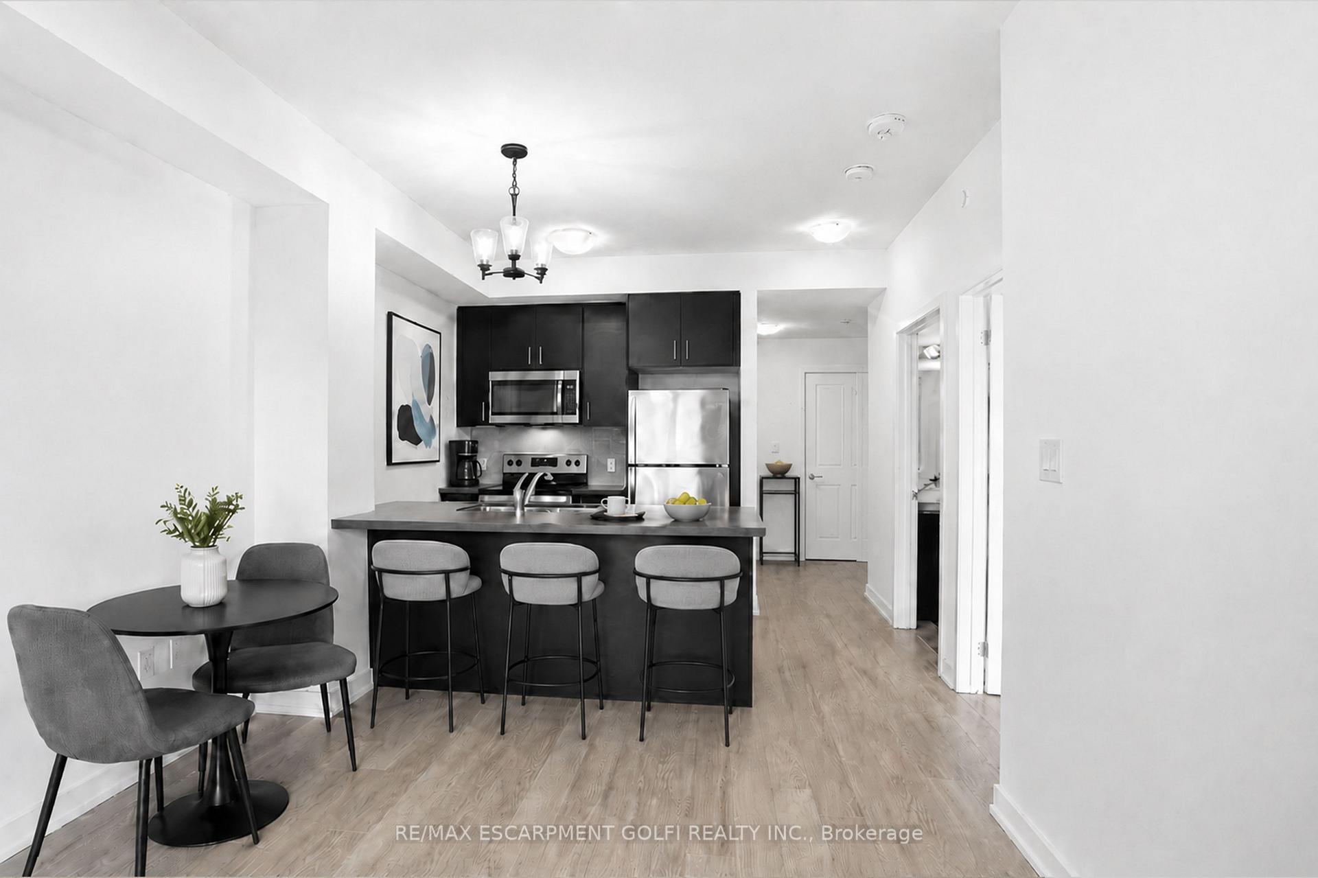 Photo 15 of Unit 1008, 460 Dundas Street E, Hamilton, Waterdown — HOMEH
