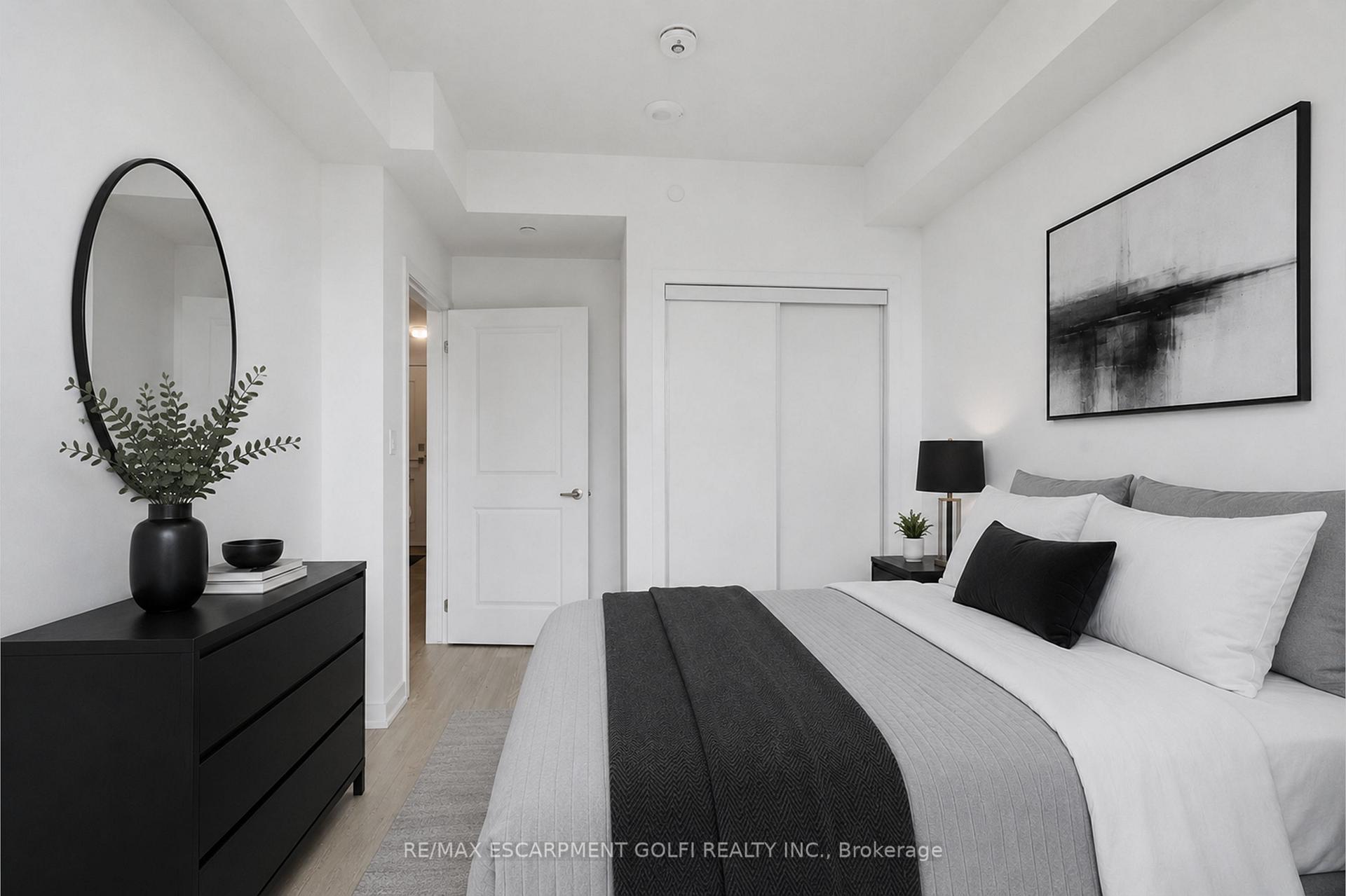 Photo 18 of Unit 1008, 460 Dundas Street E, Hamilton, Waterdown — HOMEH
