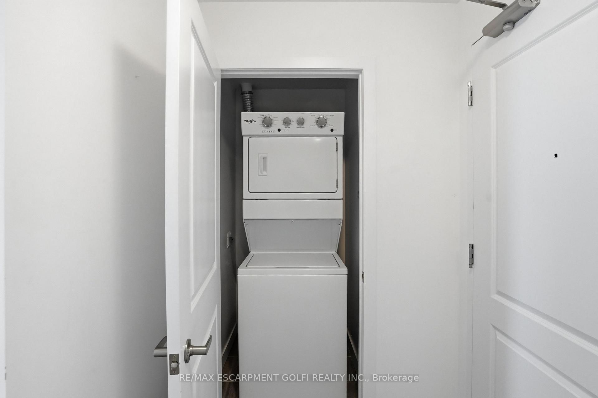 Photo 19 of Unit 1008, 460 Dundas Street E, Hamilton, Waterdown — HOMEH